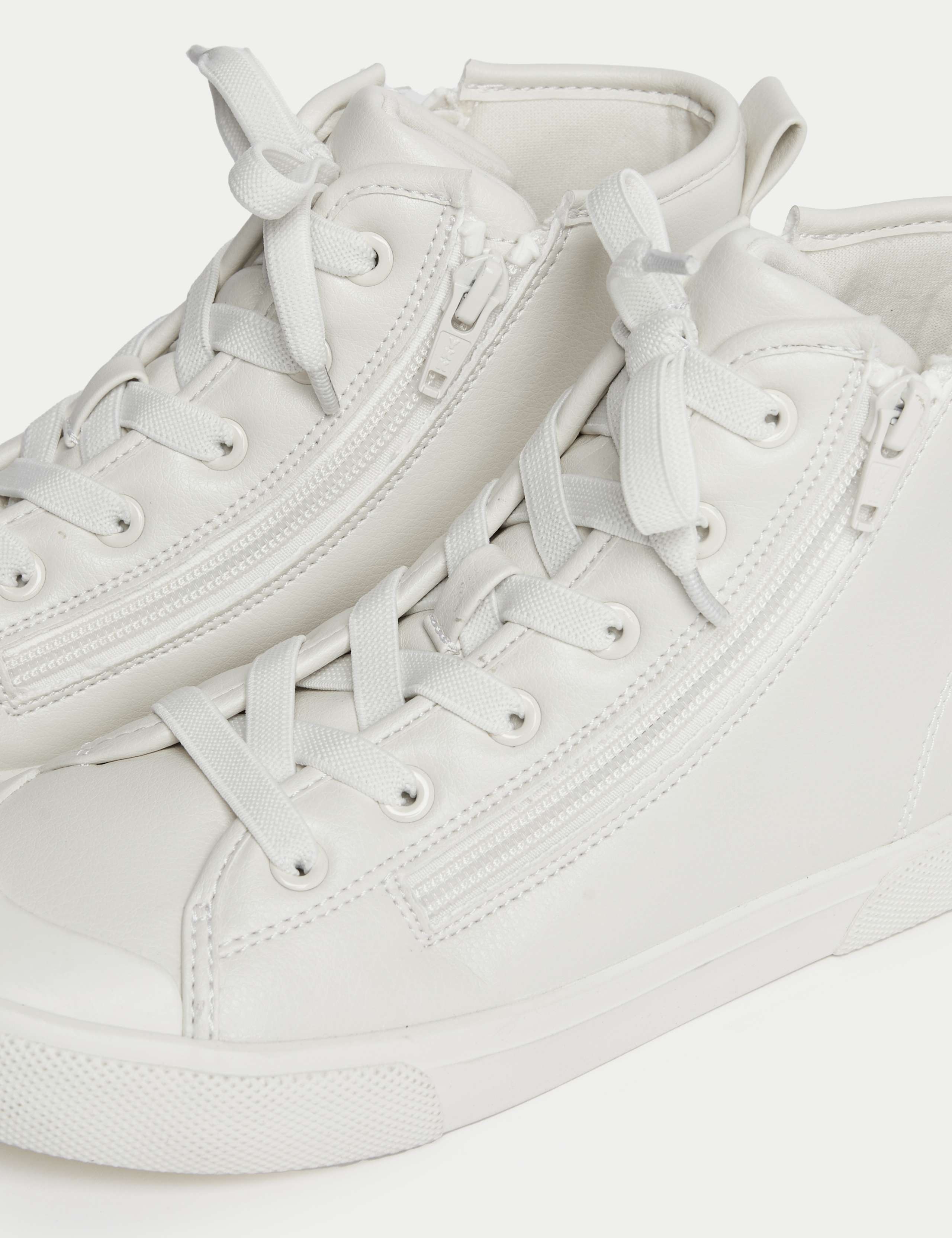 Kids' Freshfeet™ Zip High Tops (4 Small - 7 Large) 3 of 6