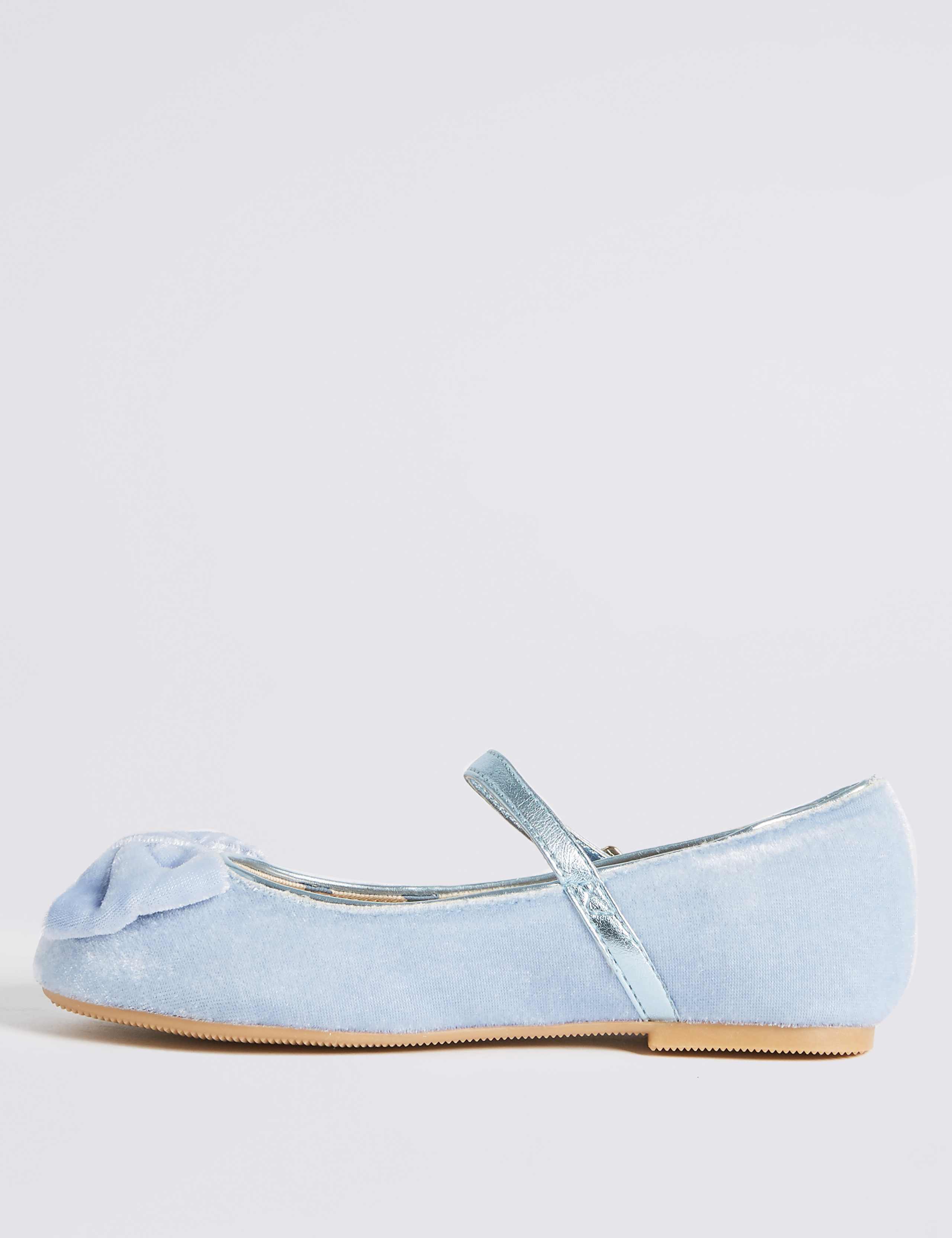 Kids’ Velvet Bow Ballerina Shoes 3 of 5