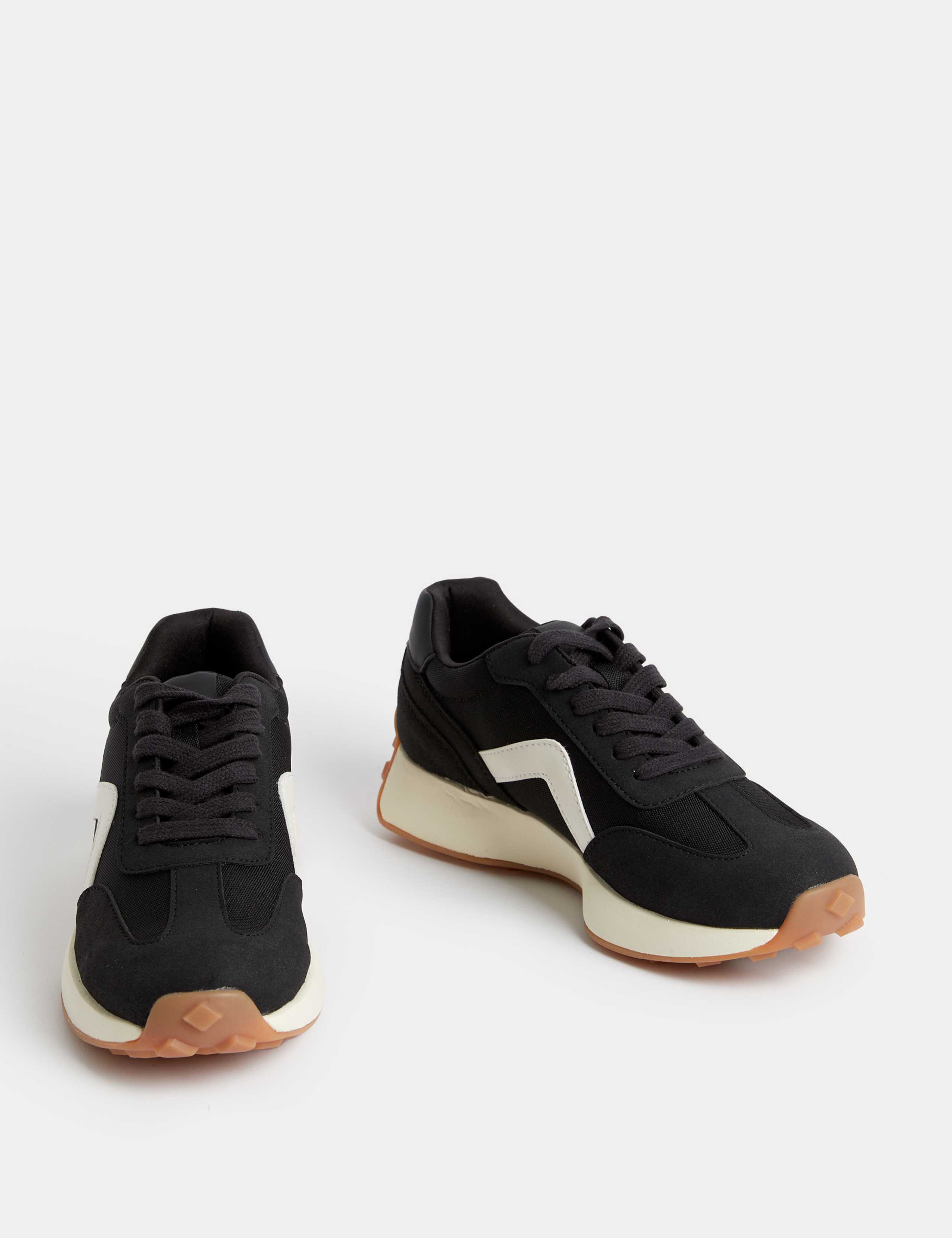 Kids' Freshfeet™ Trainers (1 Large - 7 Large) 2 of 4