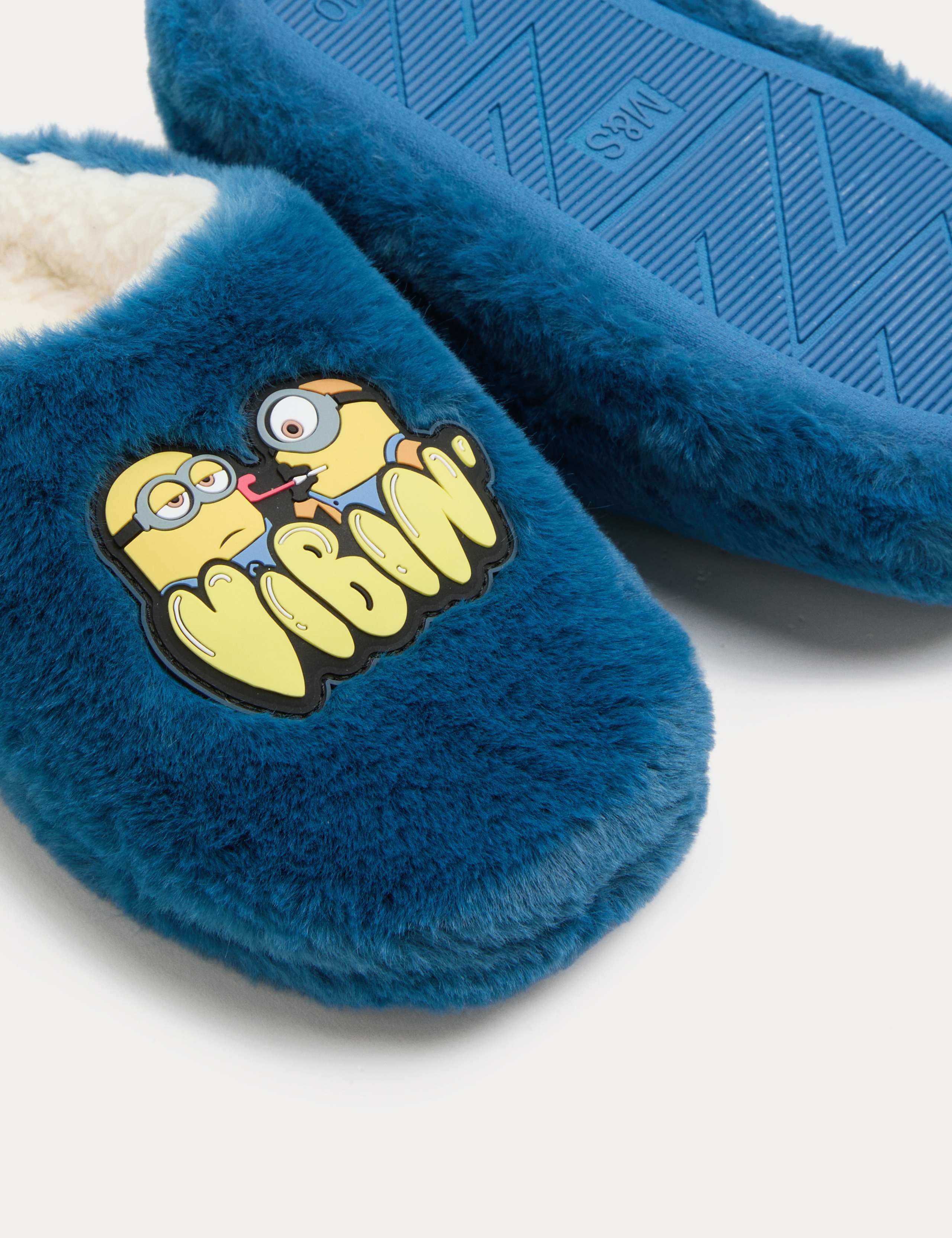 Kids' Minions™ Slippers (9 Small - 6 Large) 3 of 3