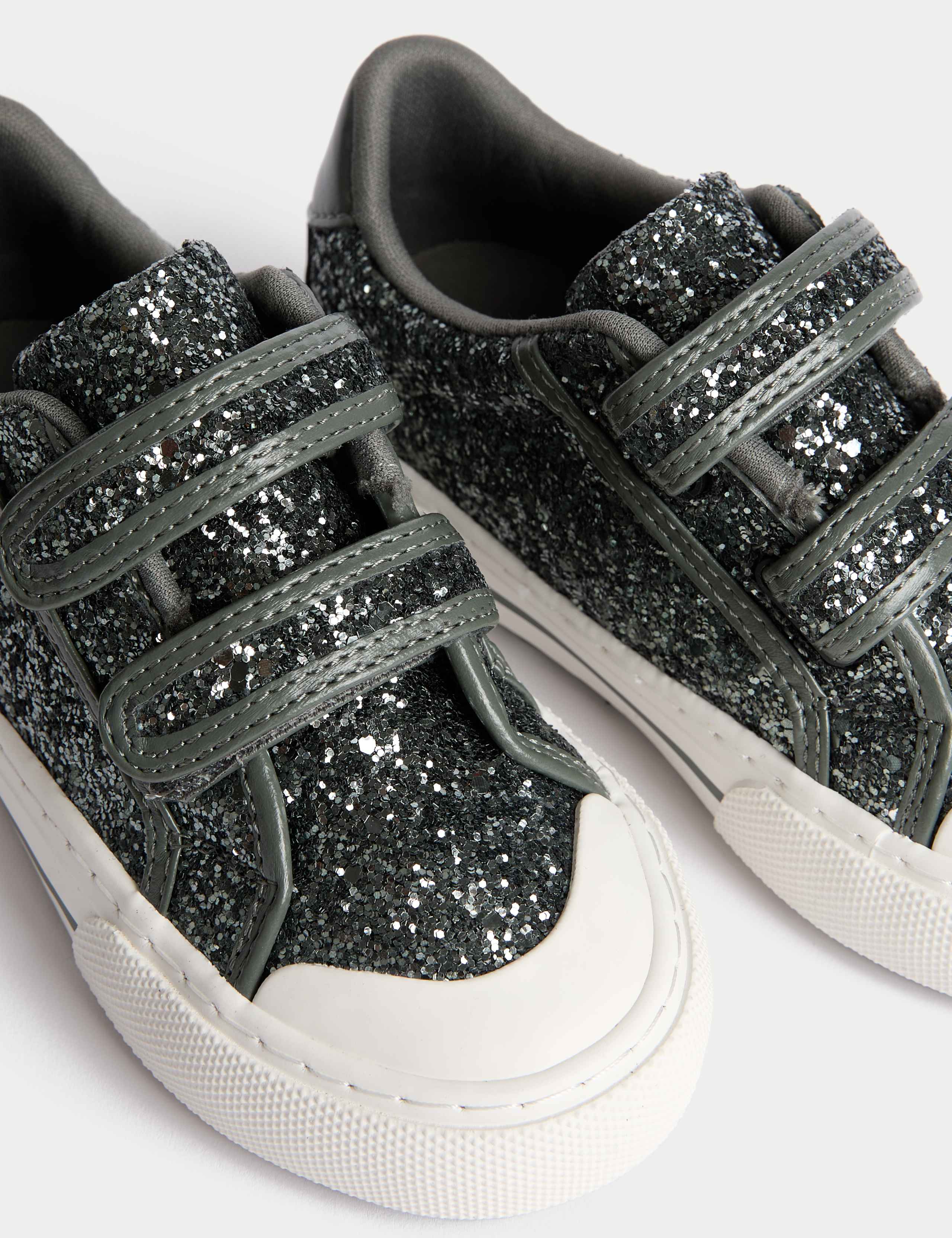 Kids Glitter Trainers 3 of 4