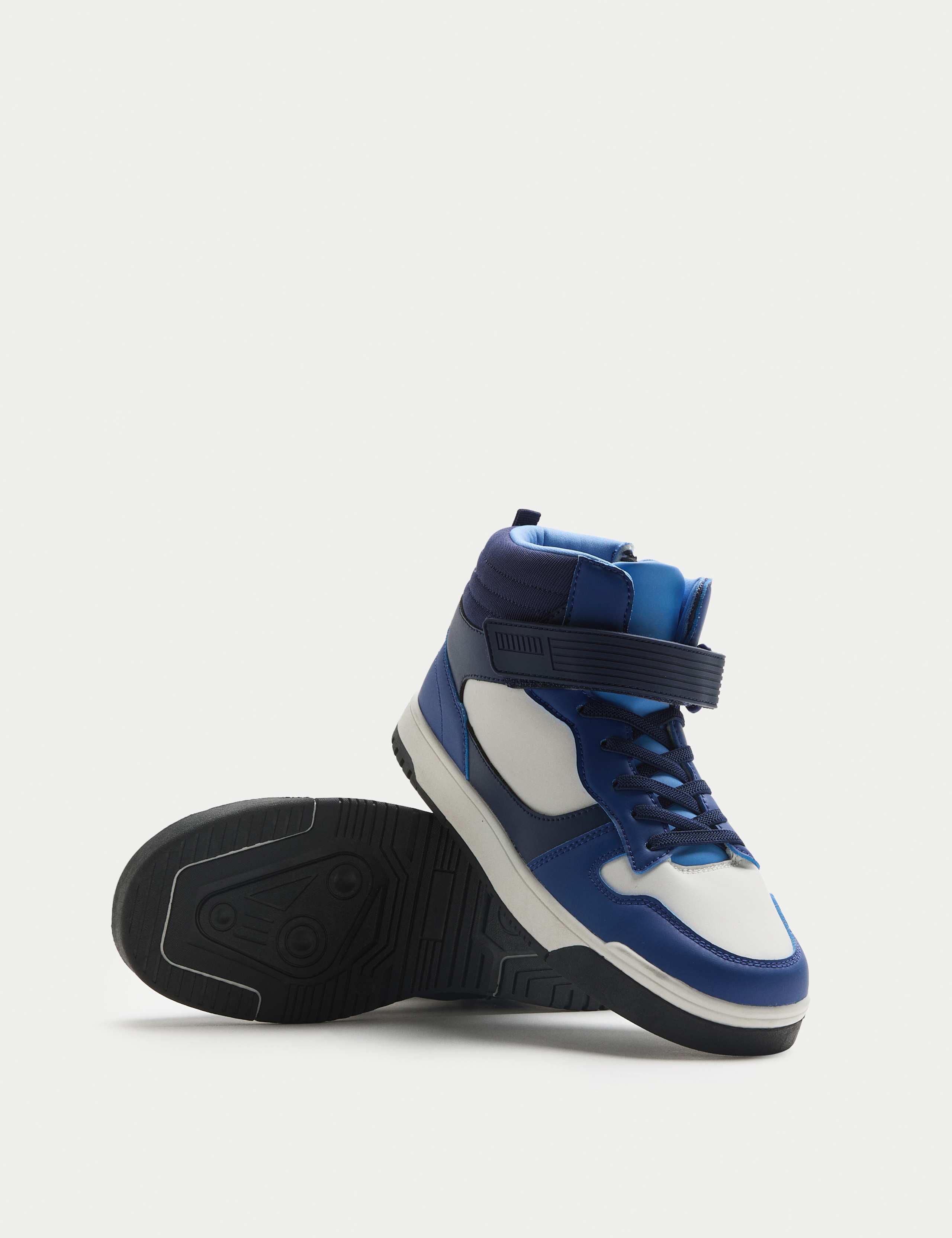 Kids' High Top Skate Trainers (4 Small - 7 Large) 3 of 3