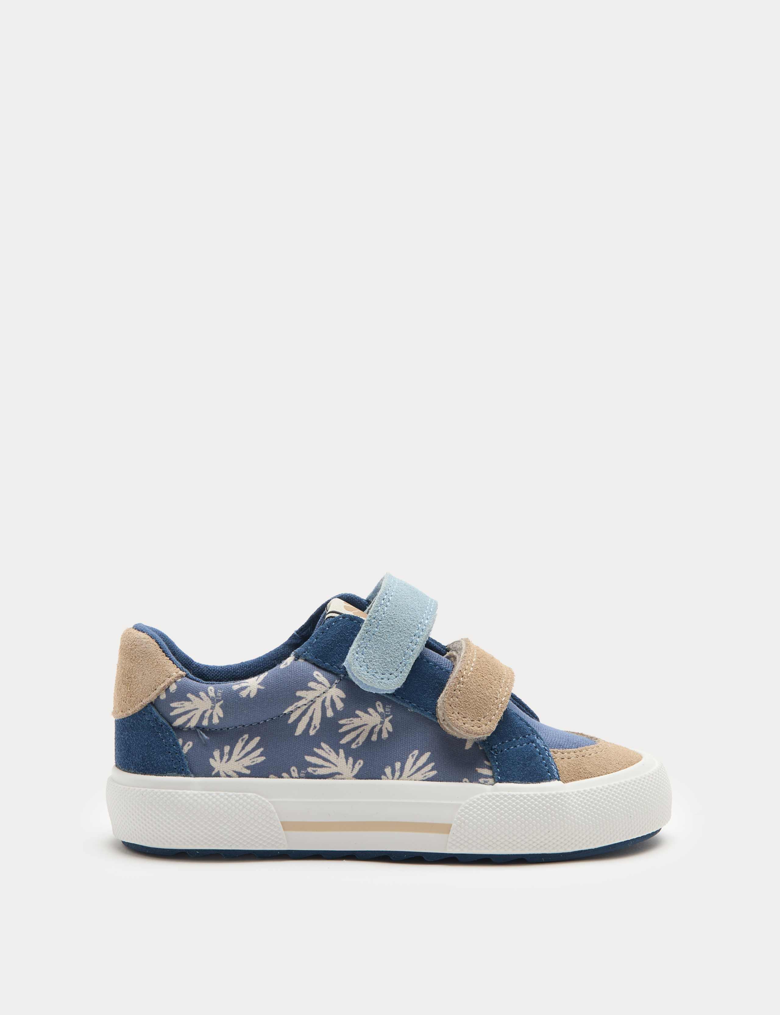 Kids' Low Top Canvas Riptape Trainers (4 Small - 2 Large) 2 of 3