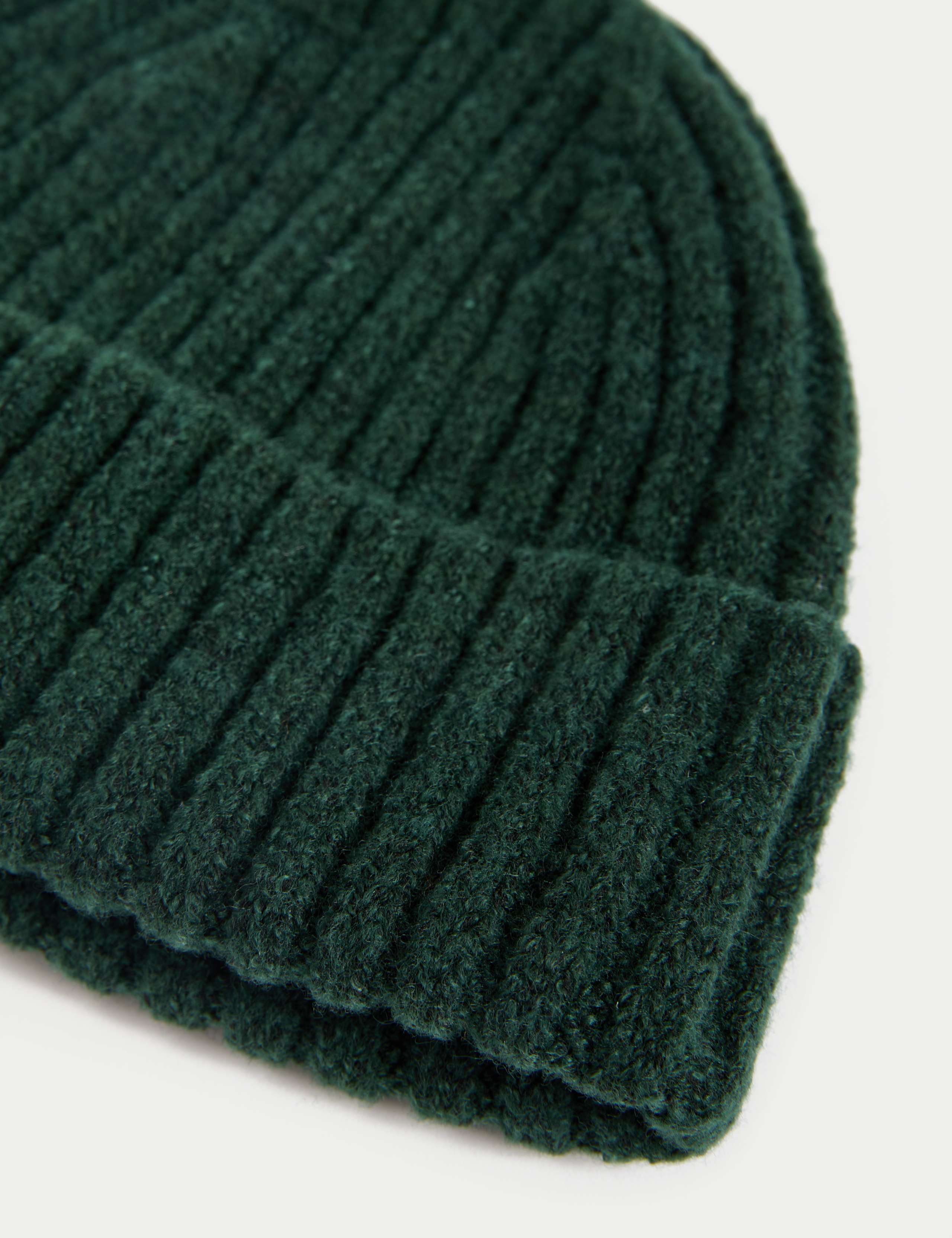 Kids' Knitted Ribbed Beanie Hat (0-13 Yrs) 3 of 3