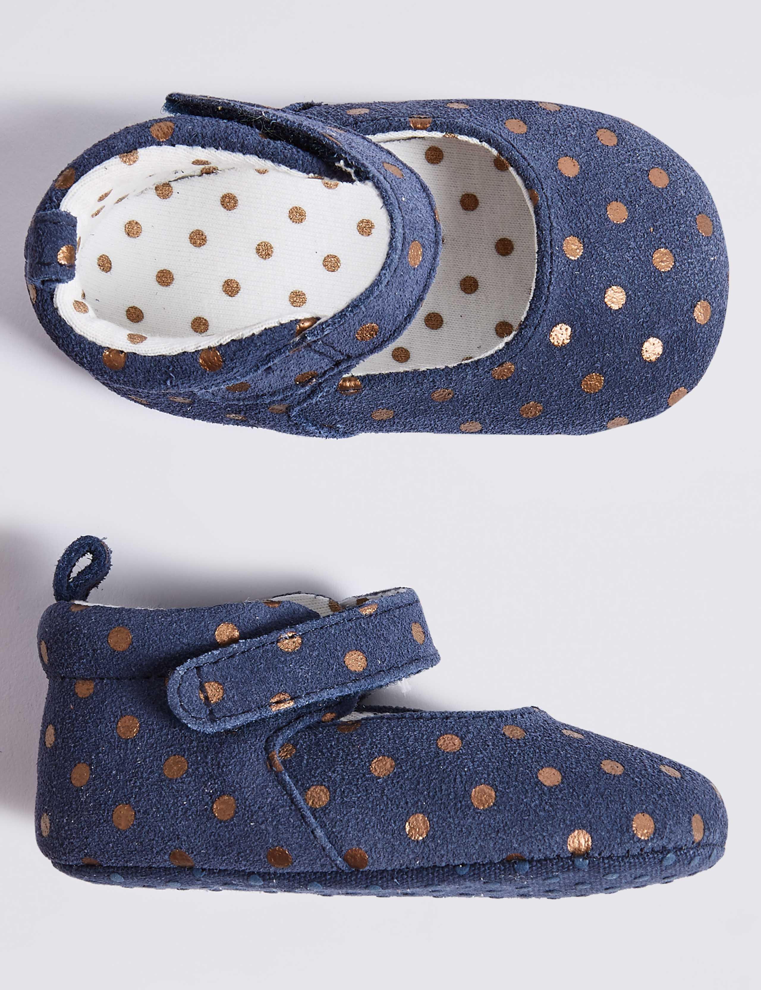 Baby Riptape Spotted Pram Shoes 1 of 4