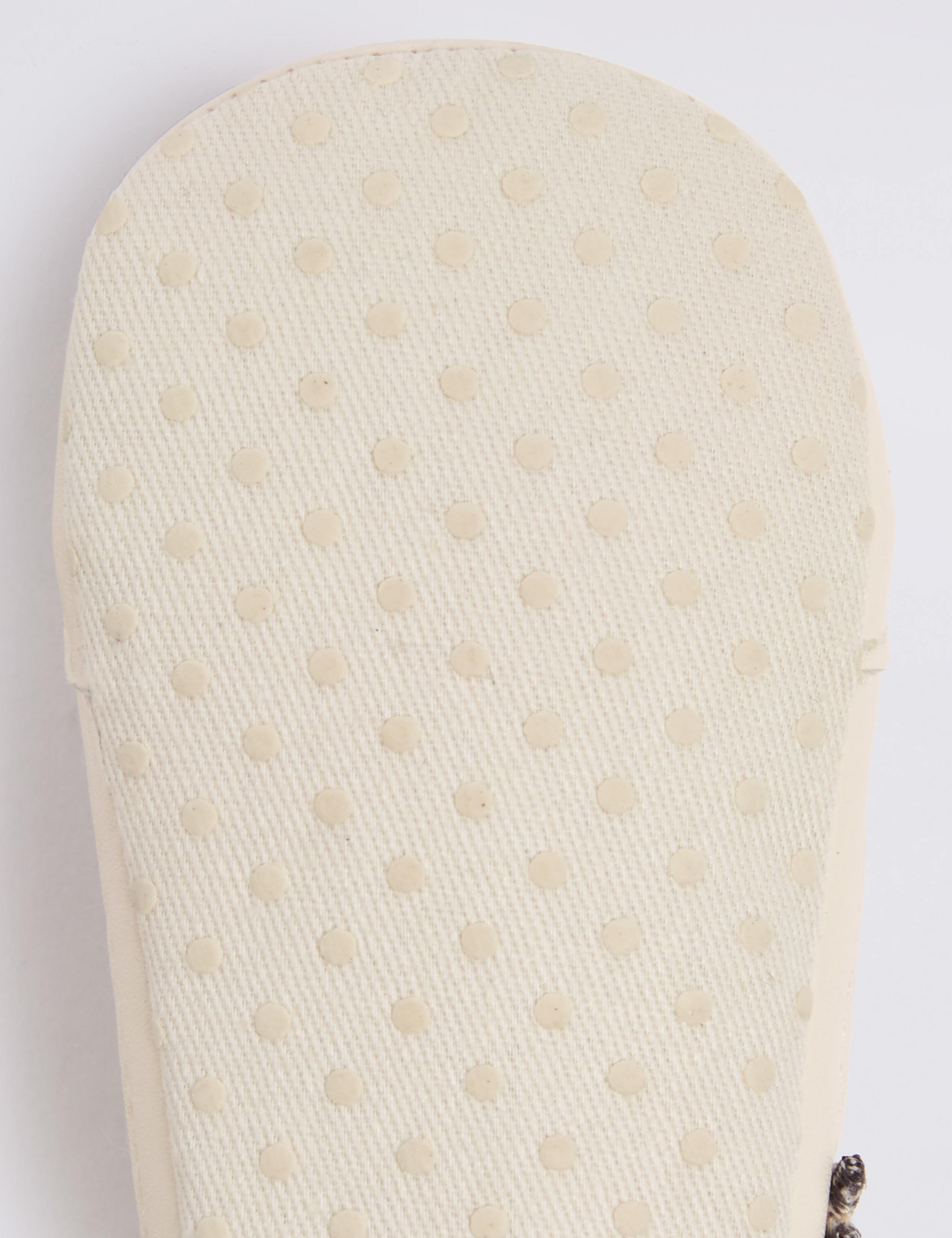 Baby Slip On Shoes (0-18 Months) 4 of 4