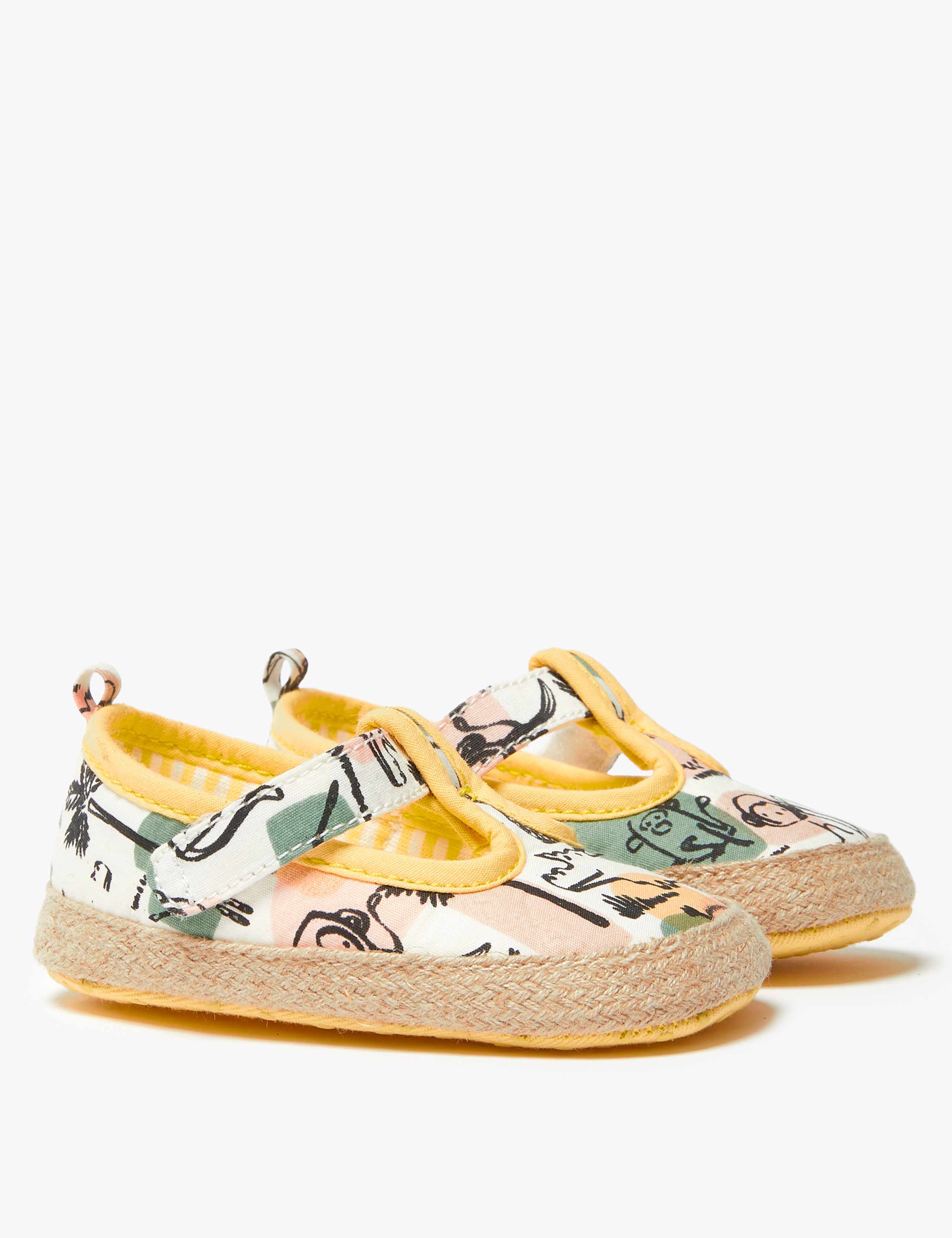 Baby Jungle Print Pram Shoes (0-18 Mths) 1 of 4