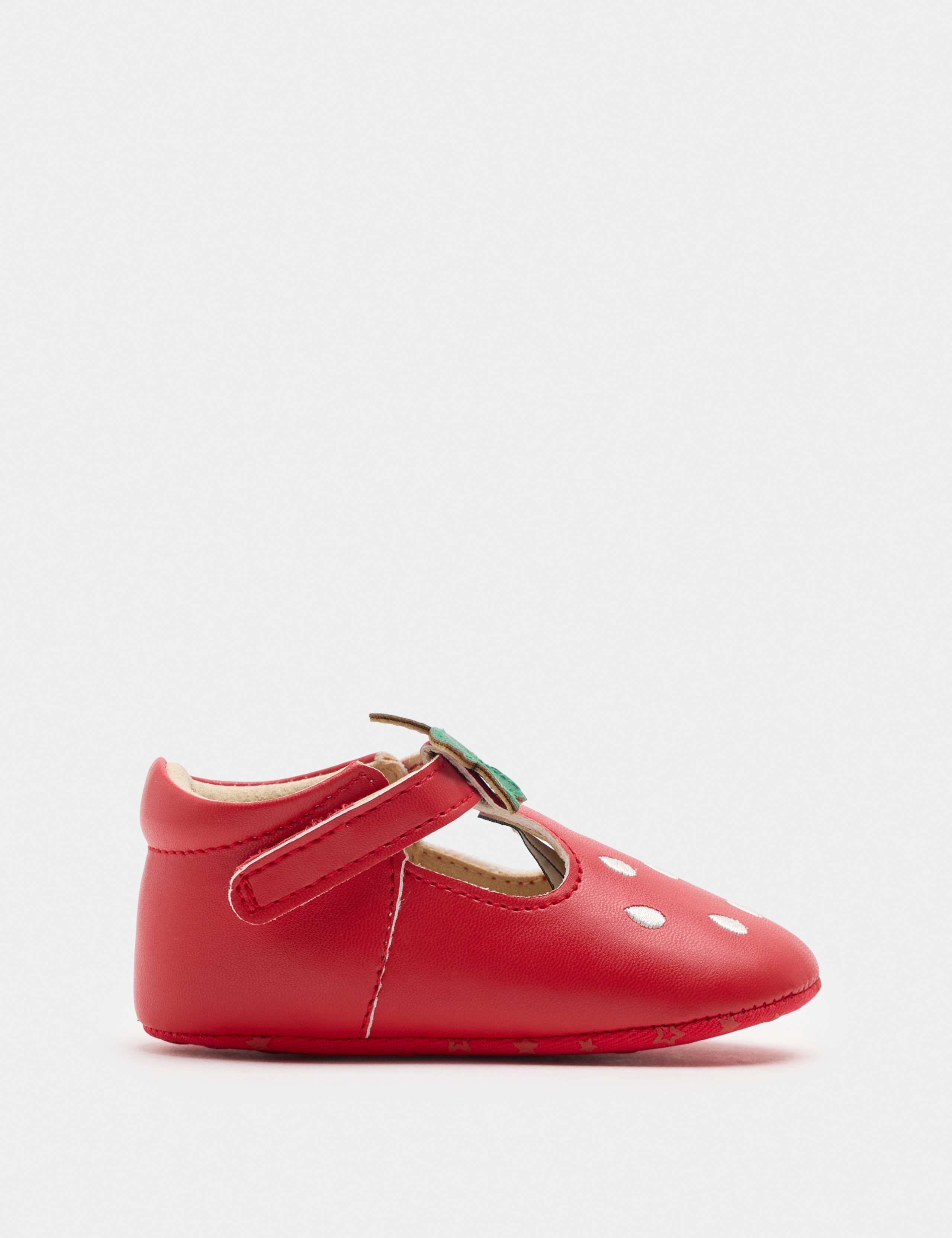 Baby Strawberry Pram Shoe (0-18 Mths) 2 of 4