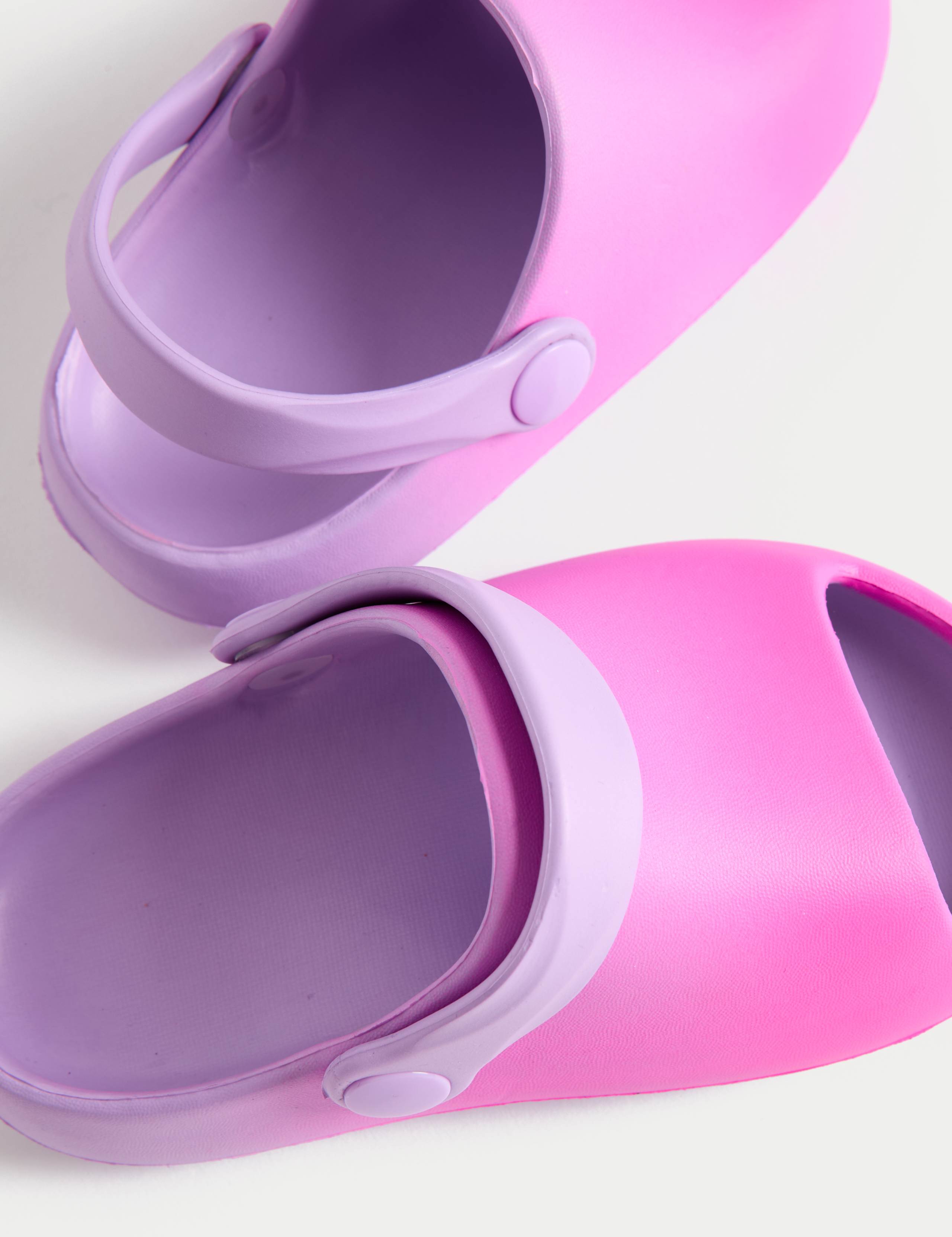 Kids' Ombré Sliders (4 Small - 2 Large) 3 of 4
