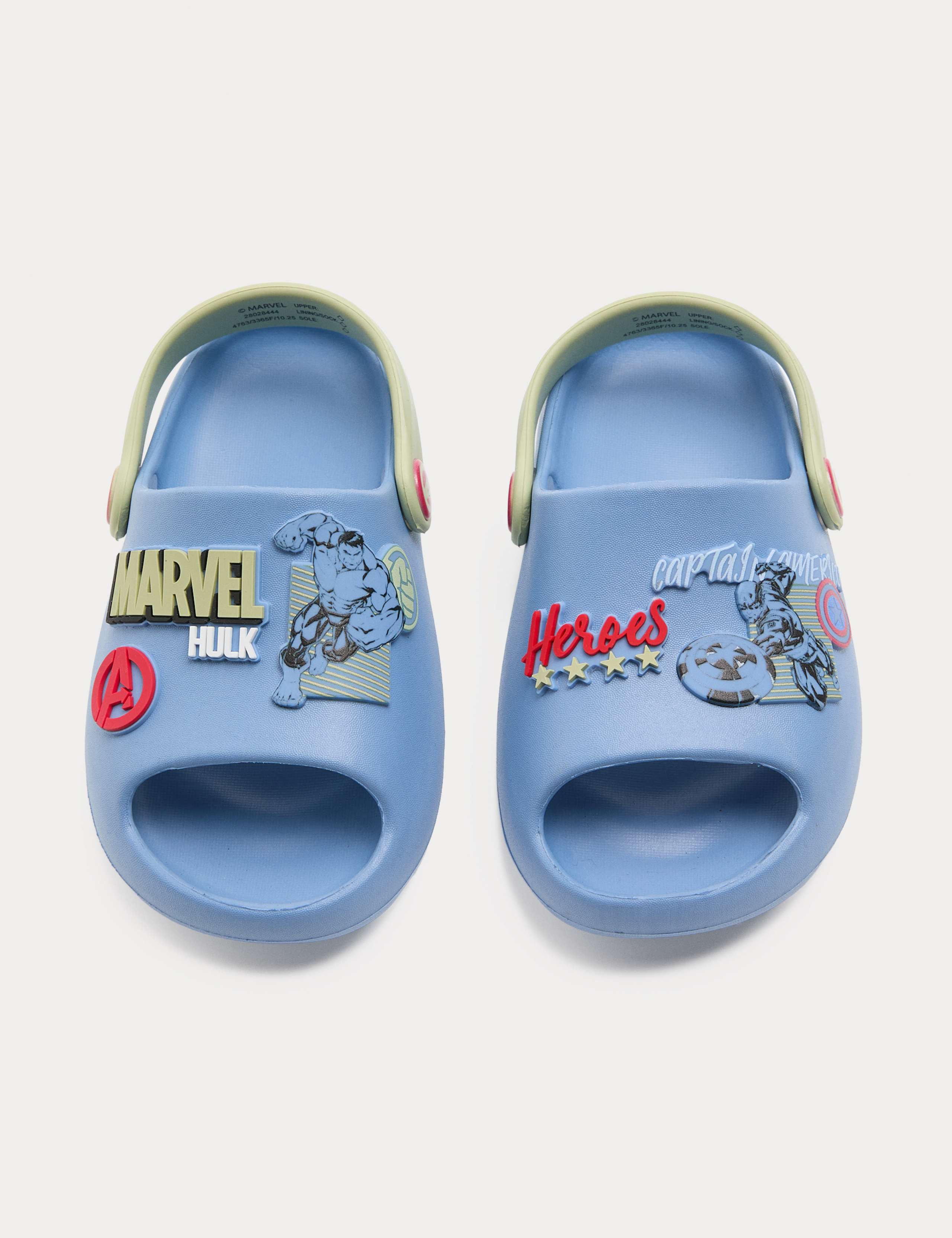 Kids' Marvel™ Sliders (4 Small-2 Large) 3 of 3