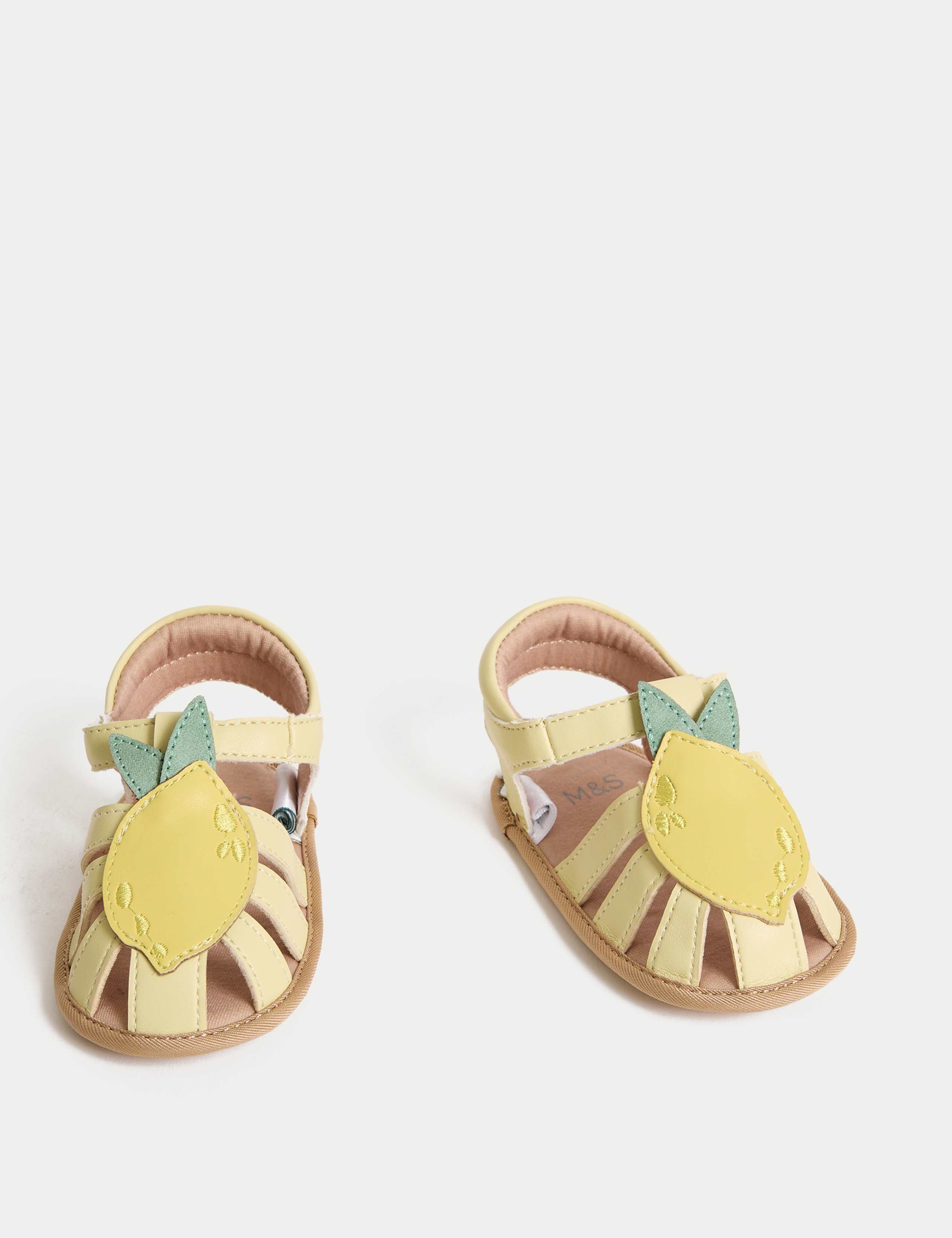 Lemon Riptape Pram Shoes (0-18 Mths) 2 of 4