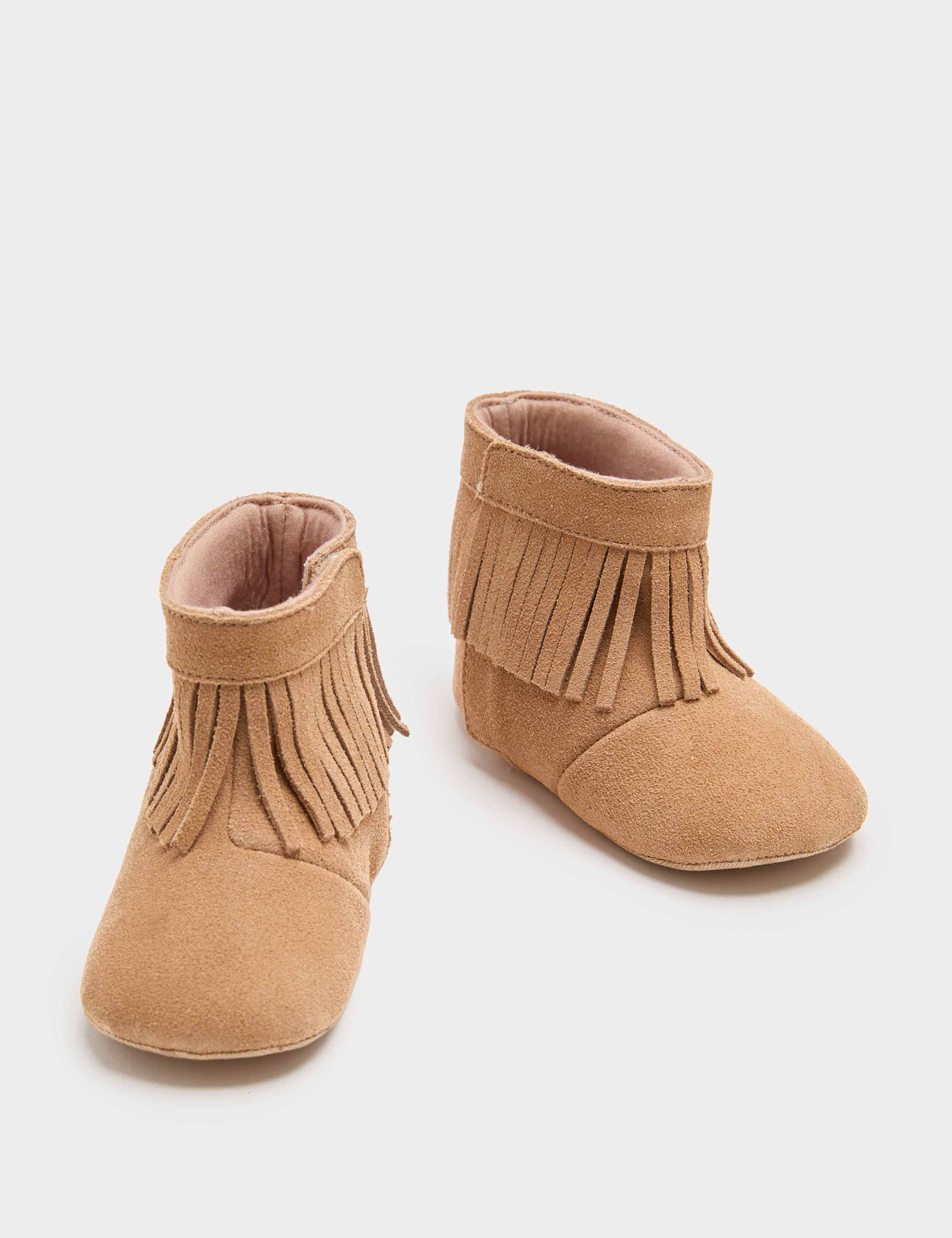 Baby Tassel Western Pram Boots (0-18 Months) 1 of 3