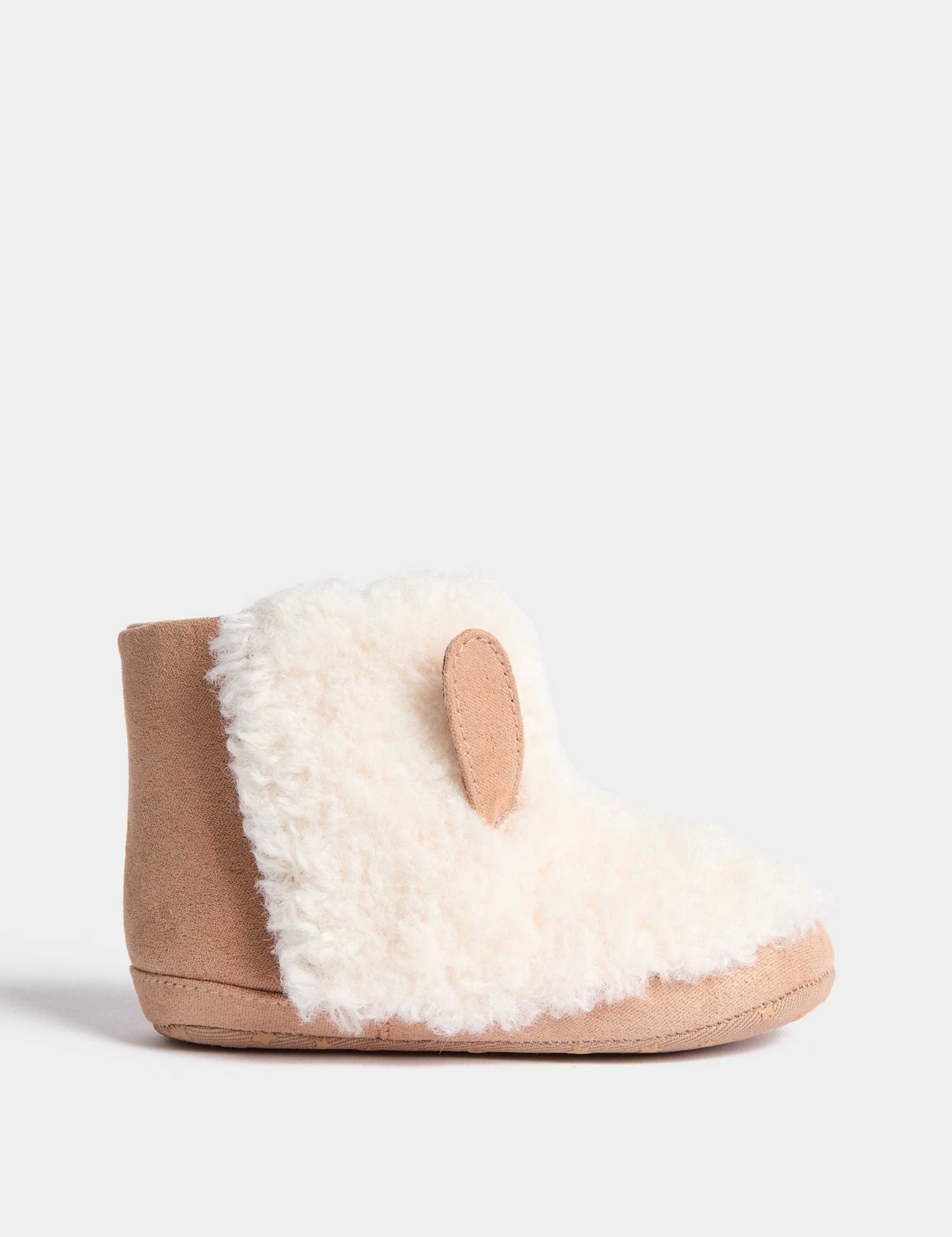 Baby Riptape Faux Fur Pram Shoes (0-18 Months) 1 of 4