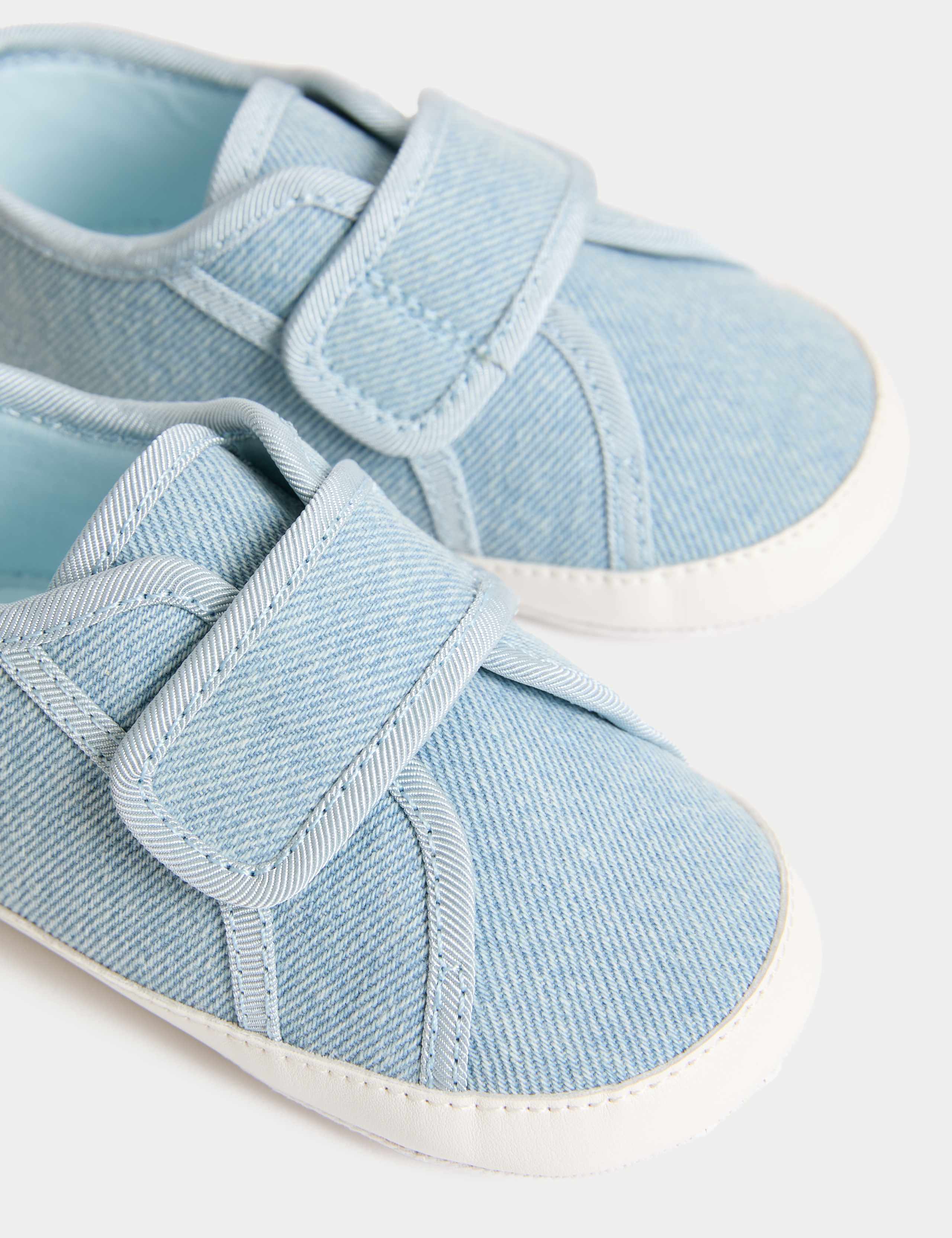 Baby T-Bar Embroidered Pram Shoes (0-18 Mths) 3 of 4