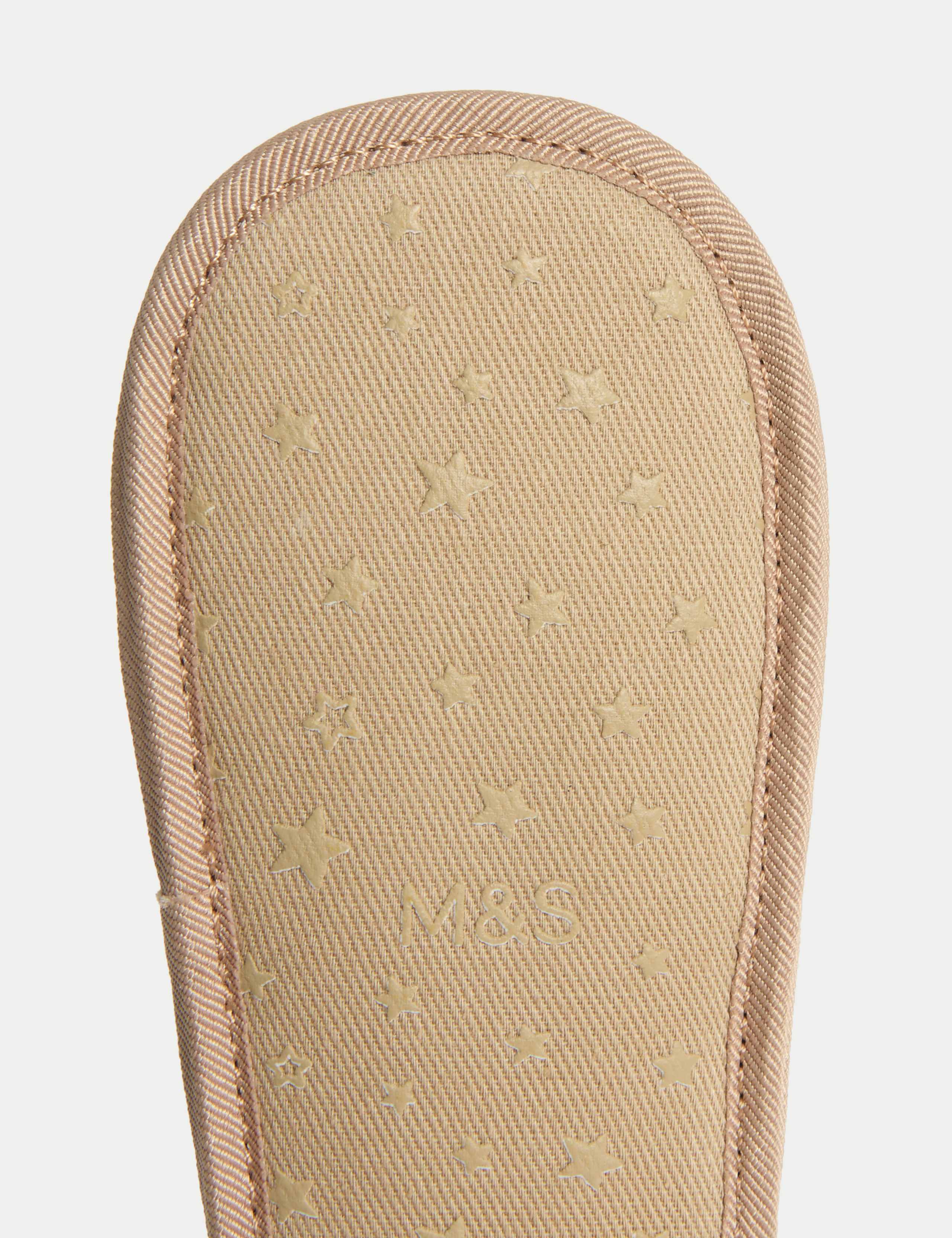 Baby Riptape Pram Shoes (0-18 Mths) 4 of 4