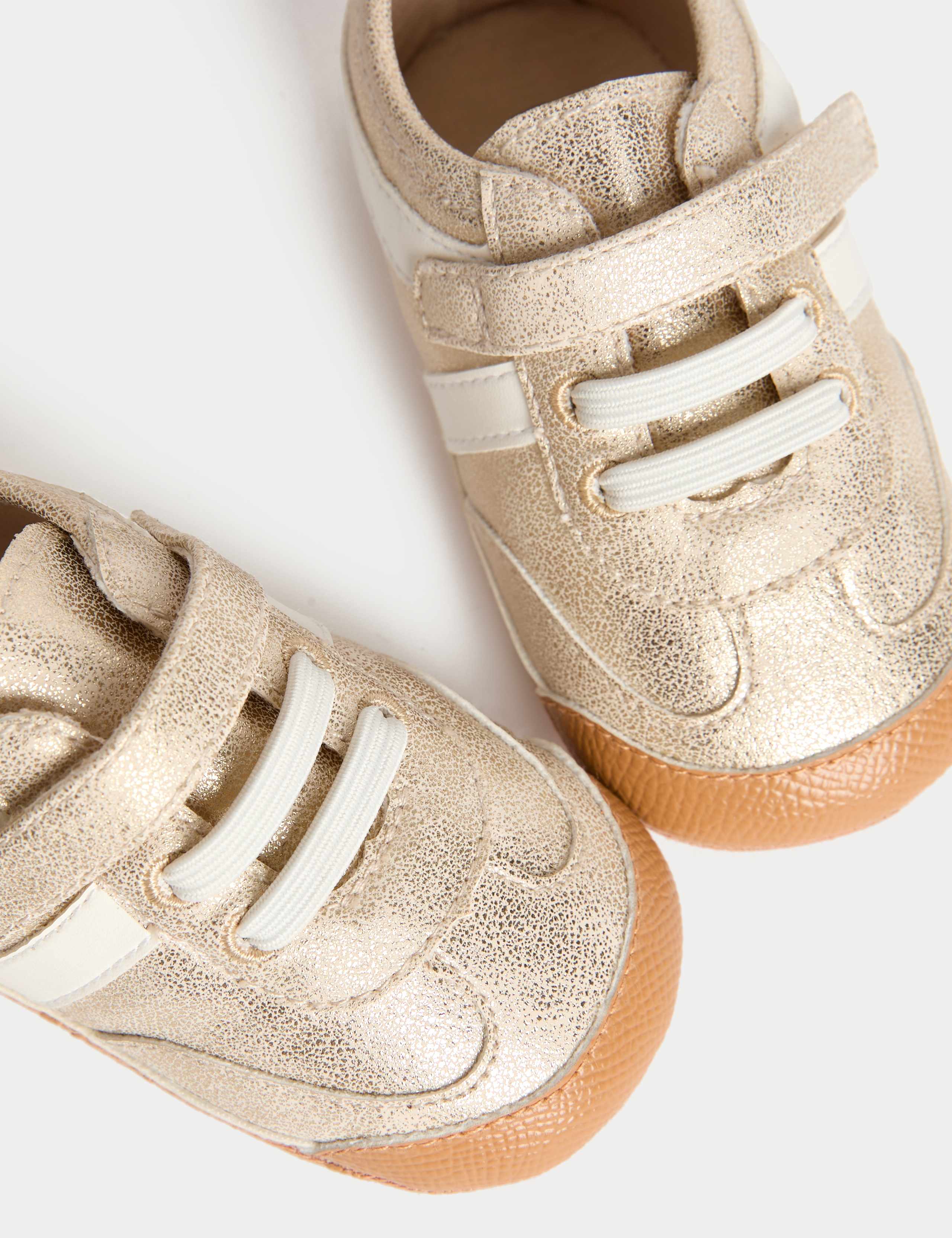 Baby Riptape Pram Shoes (0-18 Mths) 3 of 4
