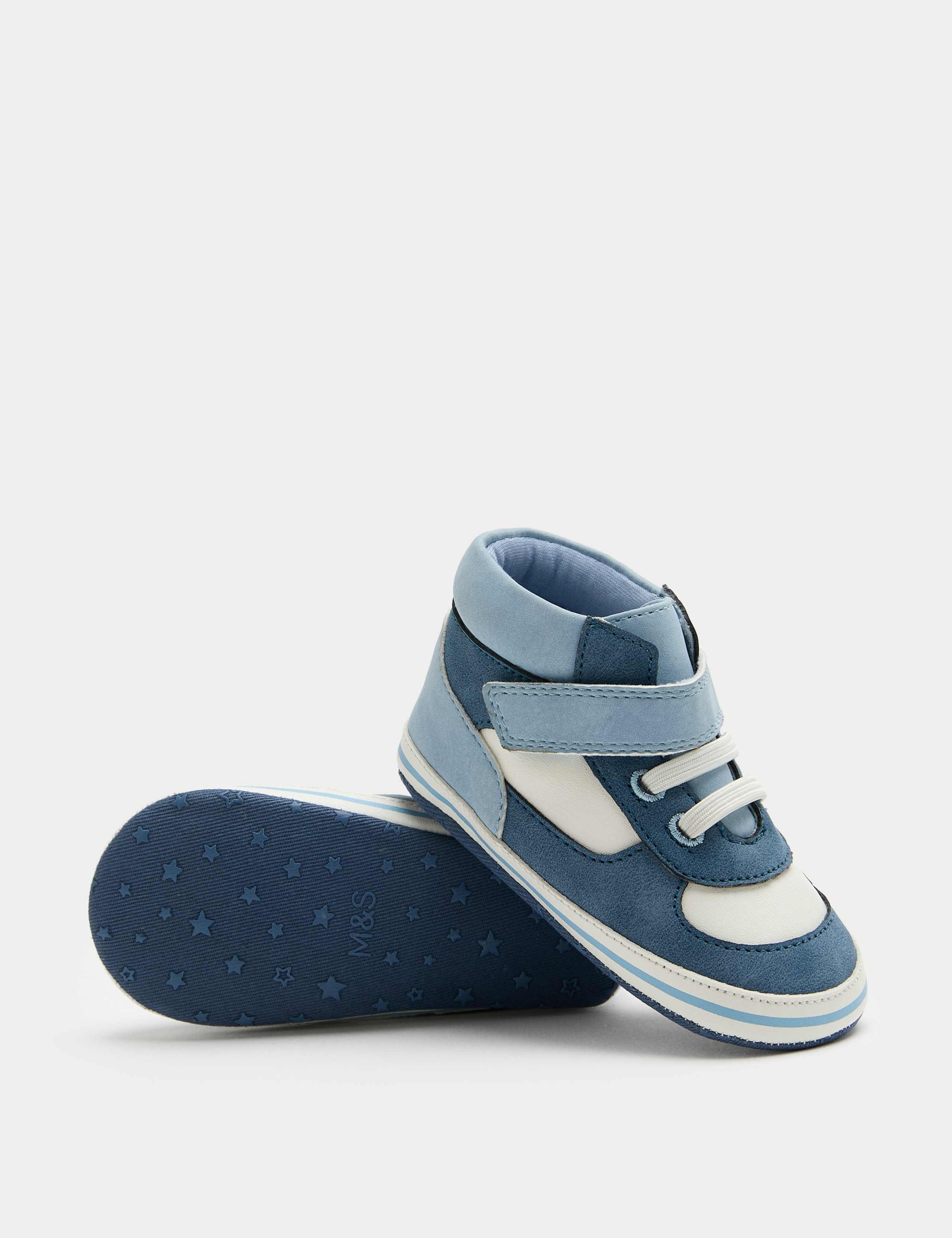 Baby Riptape High Top Trainer Pram Shoes (0-18 Mths) 2 of 3