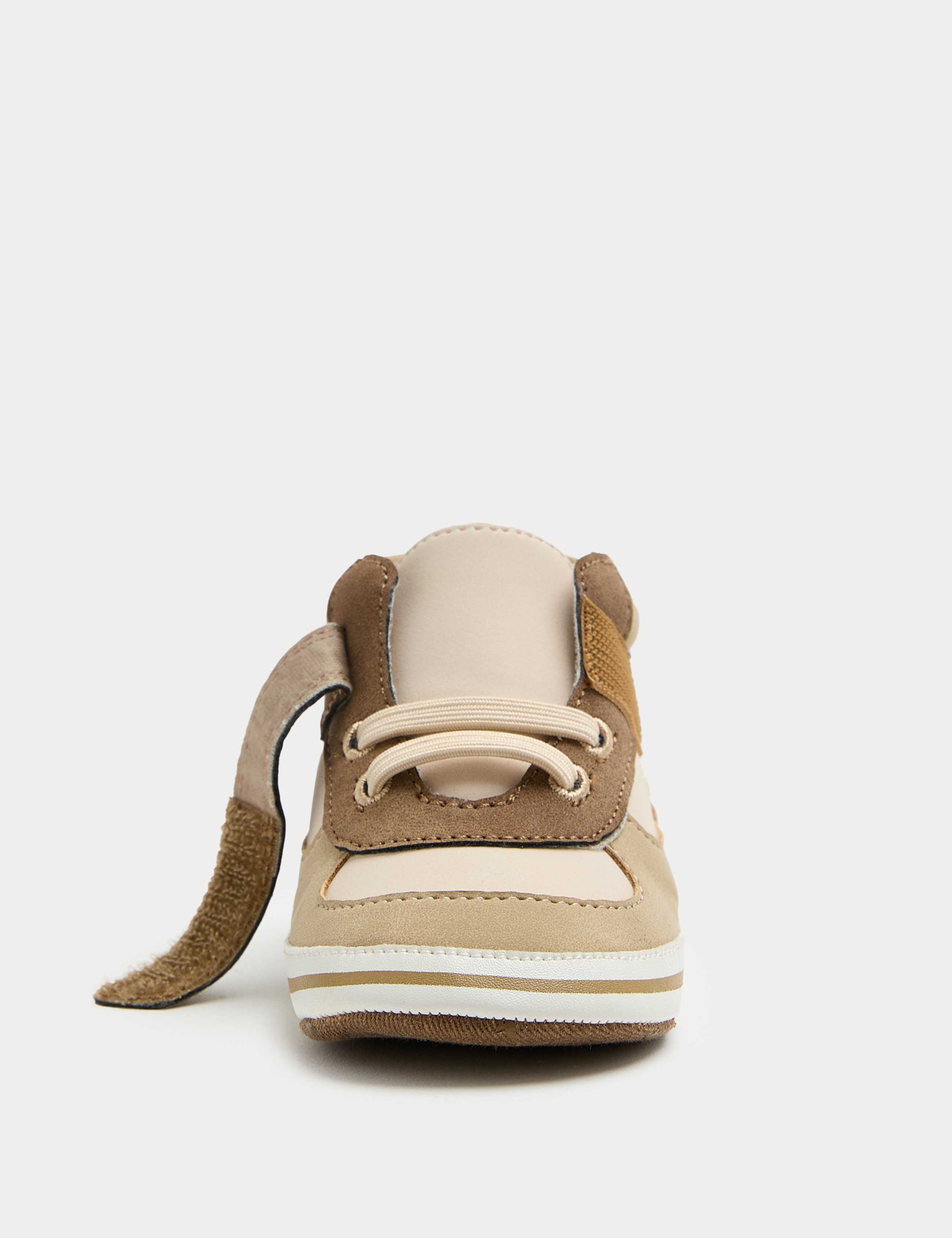 Baby Riptape High Top Trainer Pram Shoes (0-18 Mths) 2 of 3