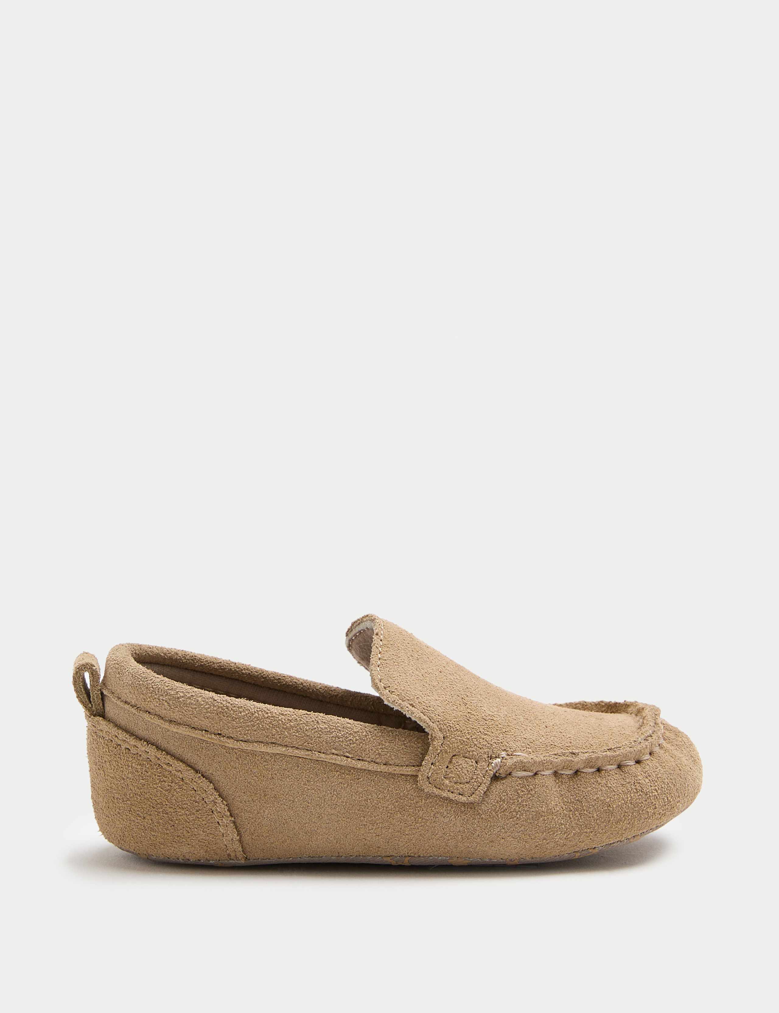 Baby Loafer Pram Shoes (0-18 Mths) 2 of 3