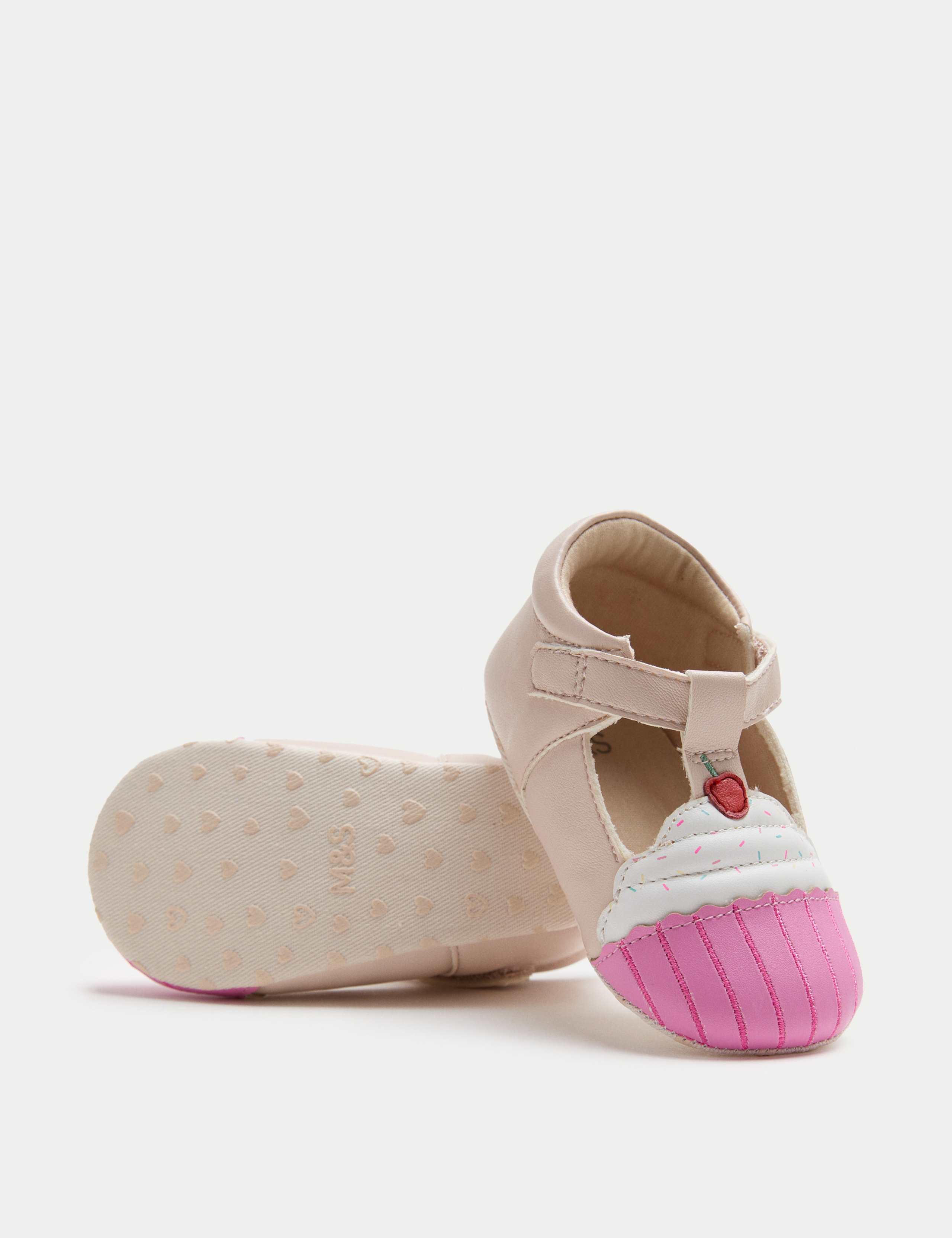 Baby Cupcake Pram Shoes (0-18 Months) 1 of 2