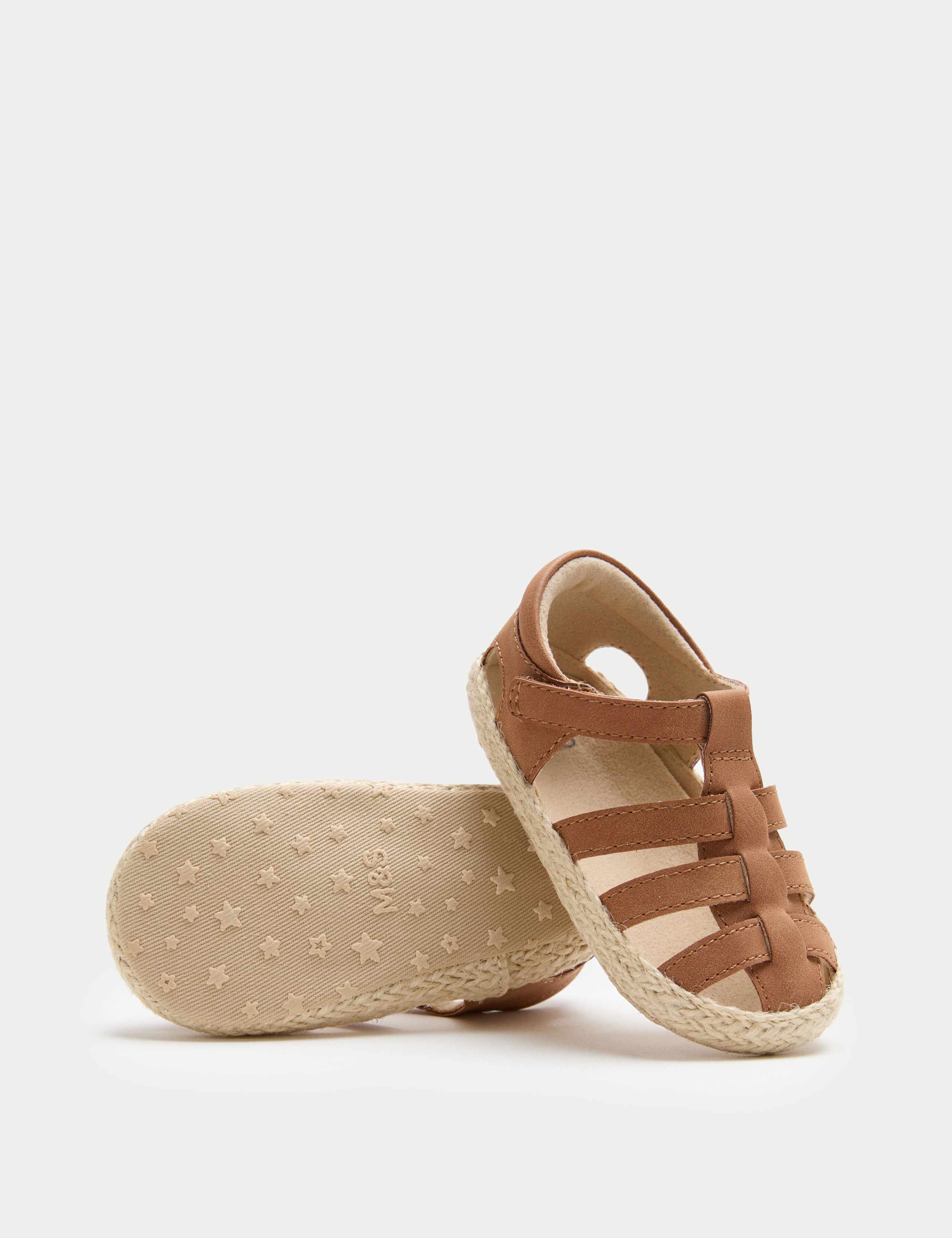 Baby Fisherman Pram Sandals (0-18 Mths) 1 of 3