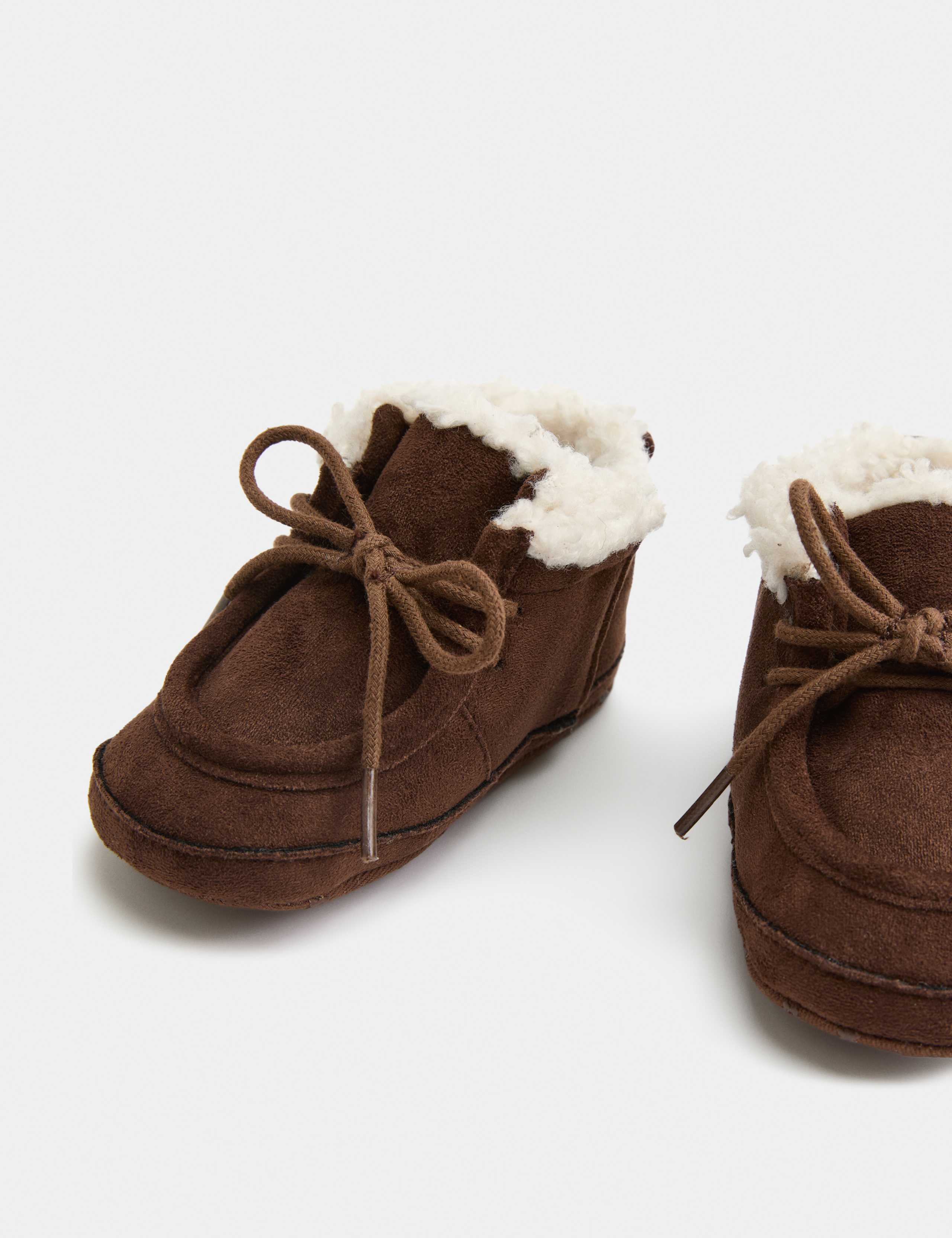 Baby Borg Lined Riptape Pram Boots 3 of 3