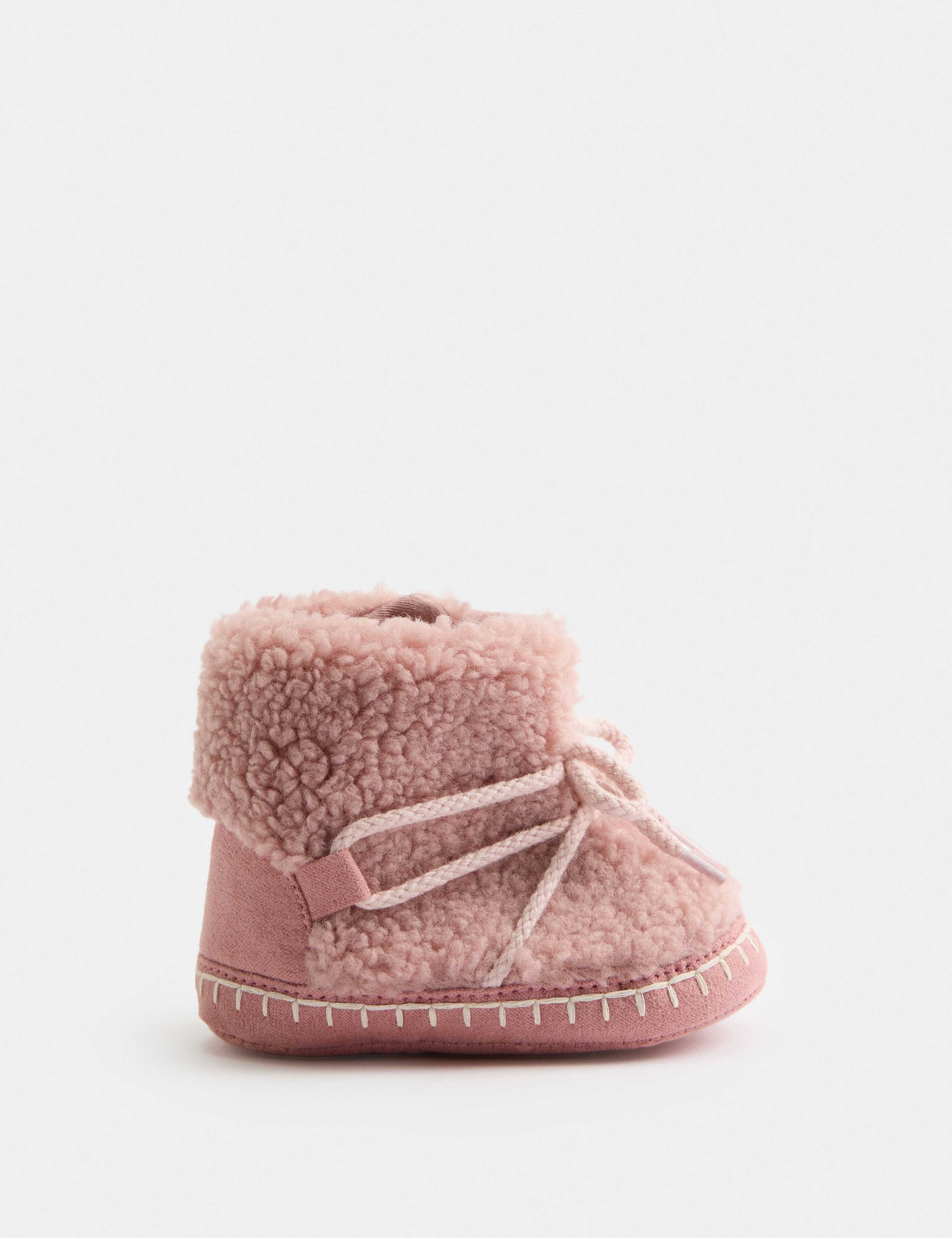 Baby Borg Pram Boots (0-18 Mths) 2 of 3