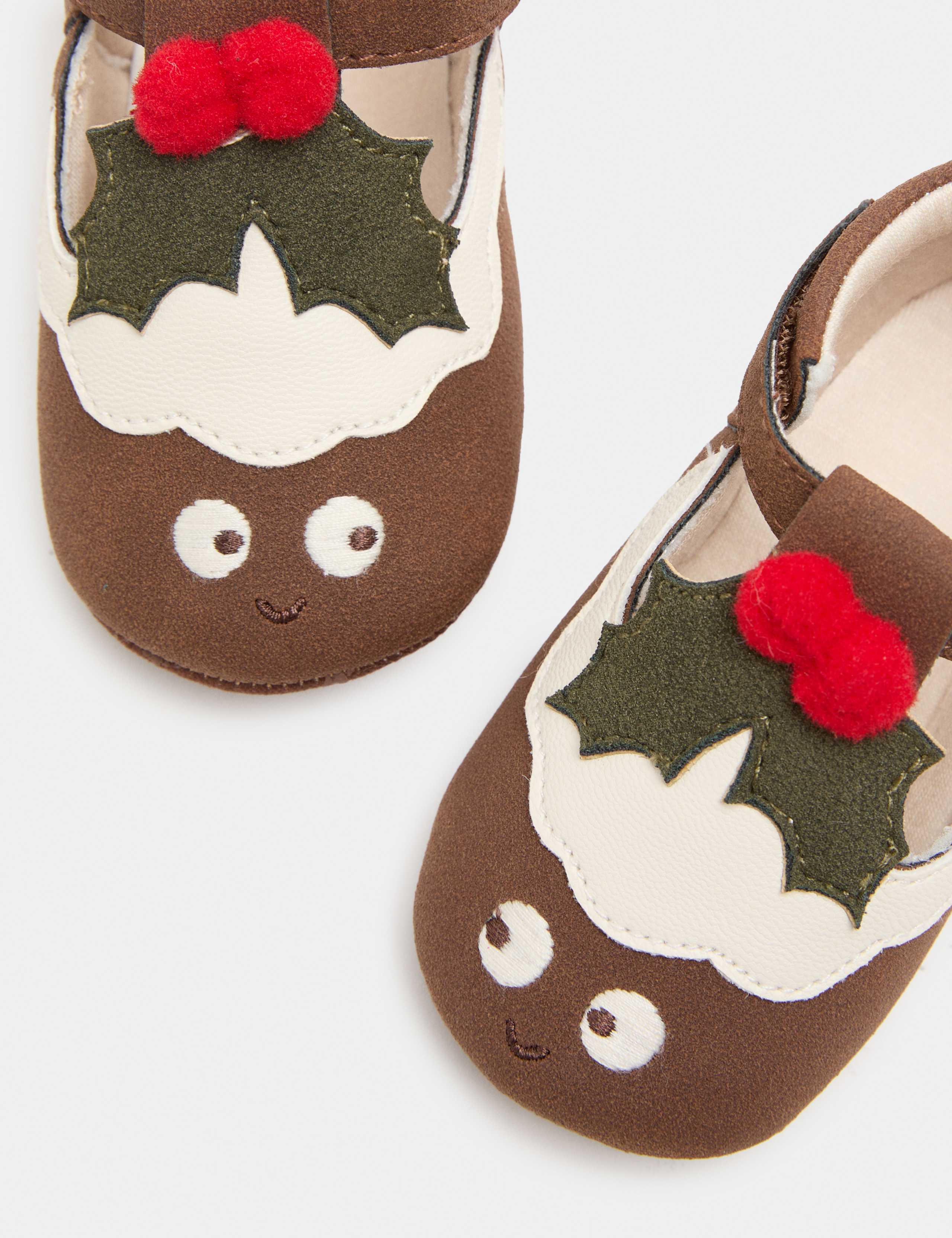 Baby Christmas Pudding Pram Shoes (0-18 Mths) 3 of 3