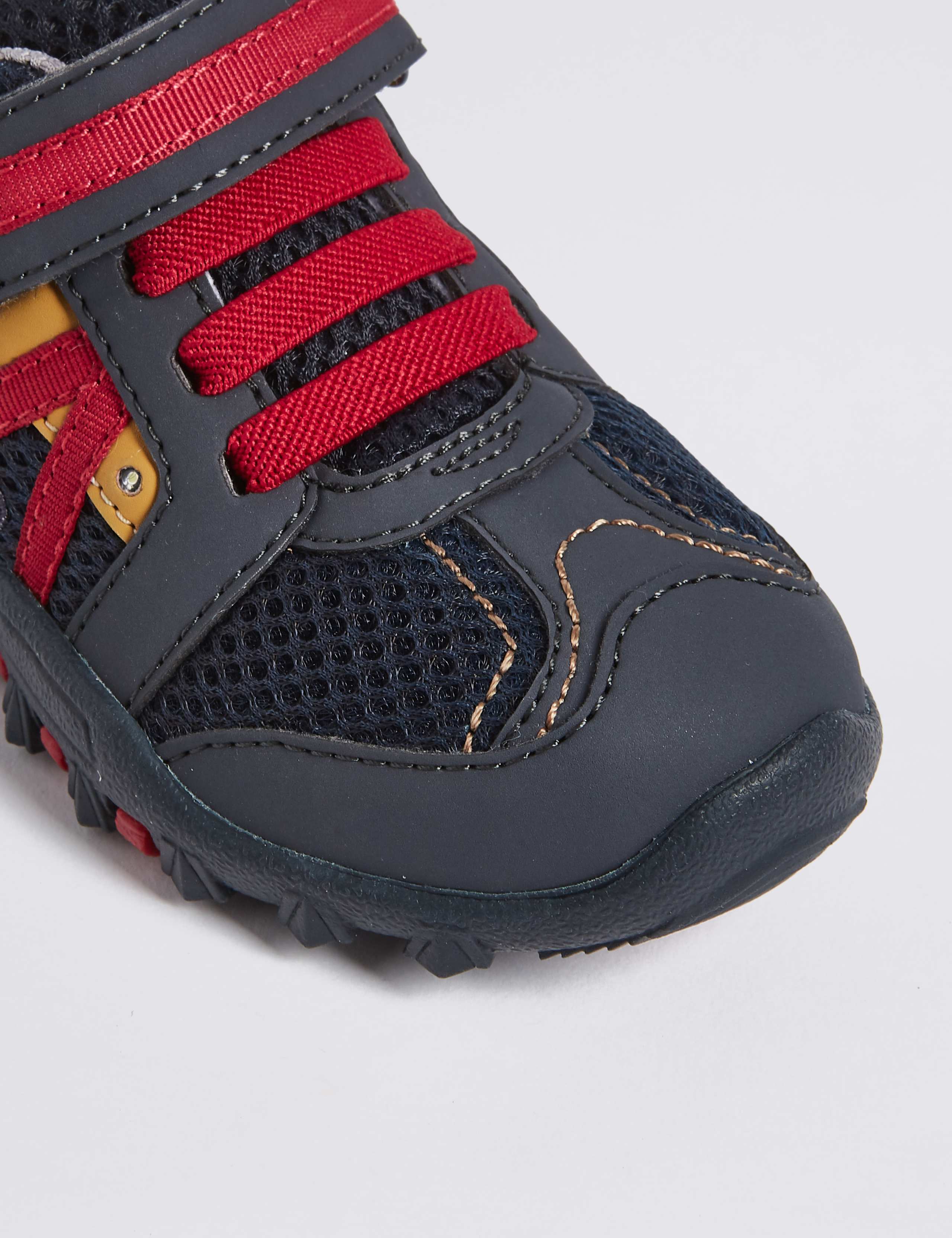 Kids’ Flashing Lights Trainers (5 Small - 12 Small) 3 of 3