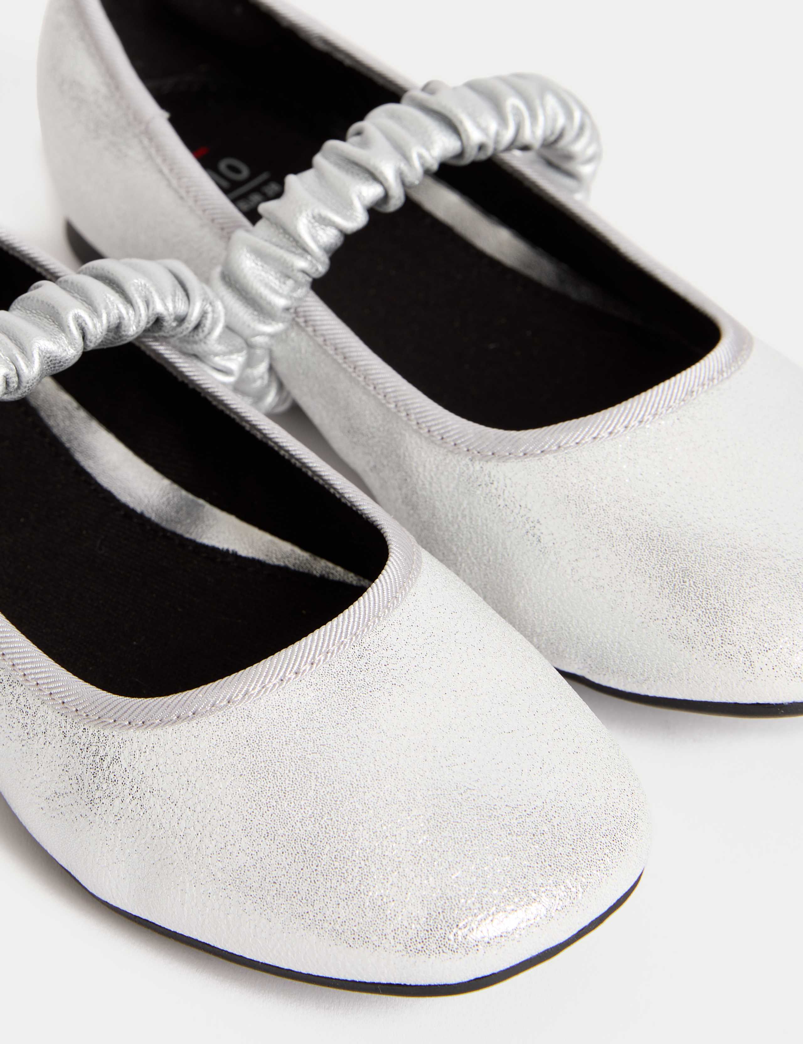 Kids' Ruched Strap Ballet Pumps (4 Small - 6 Large) 3 of 4