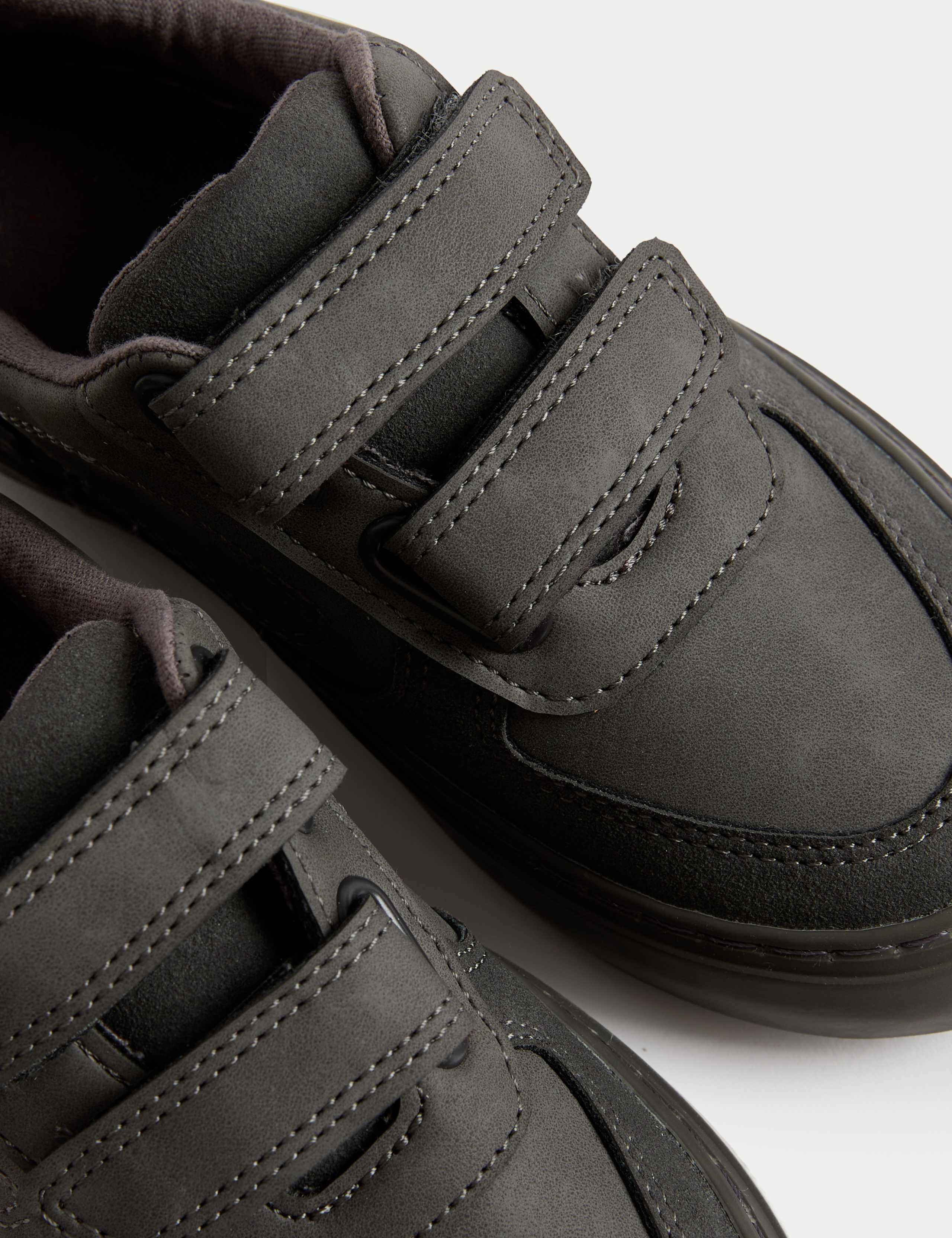 Kids' Riptape Trainers (4 Small - 2 Large) 3 of 4