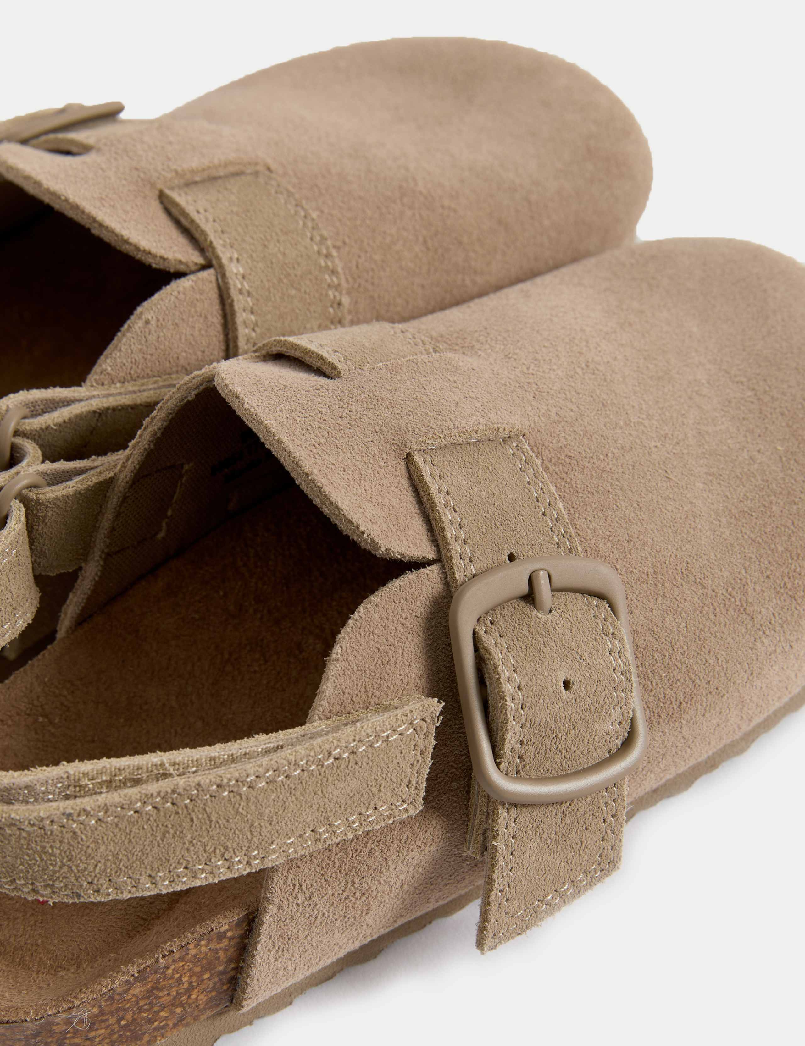 Kids Suede Riptape Clogs (4 Small - 2 Large) 3 of 5