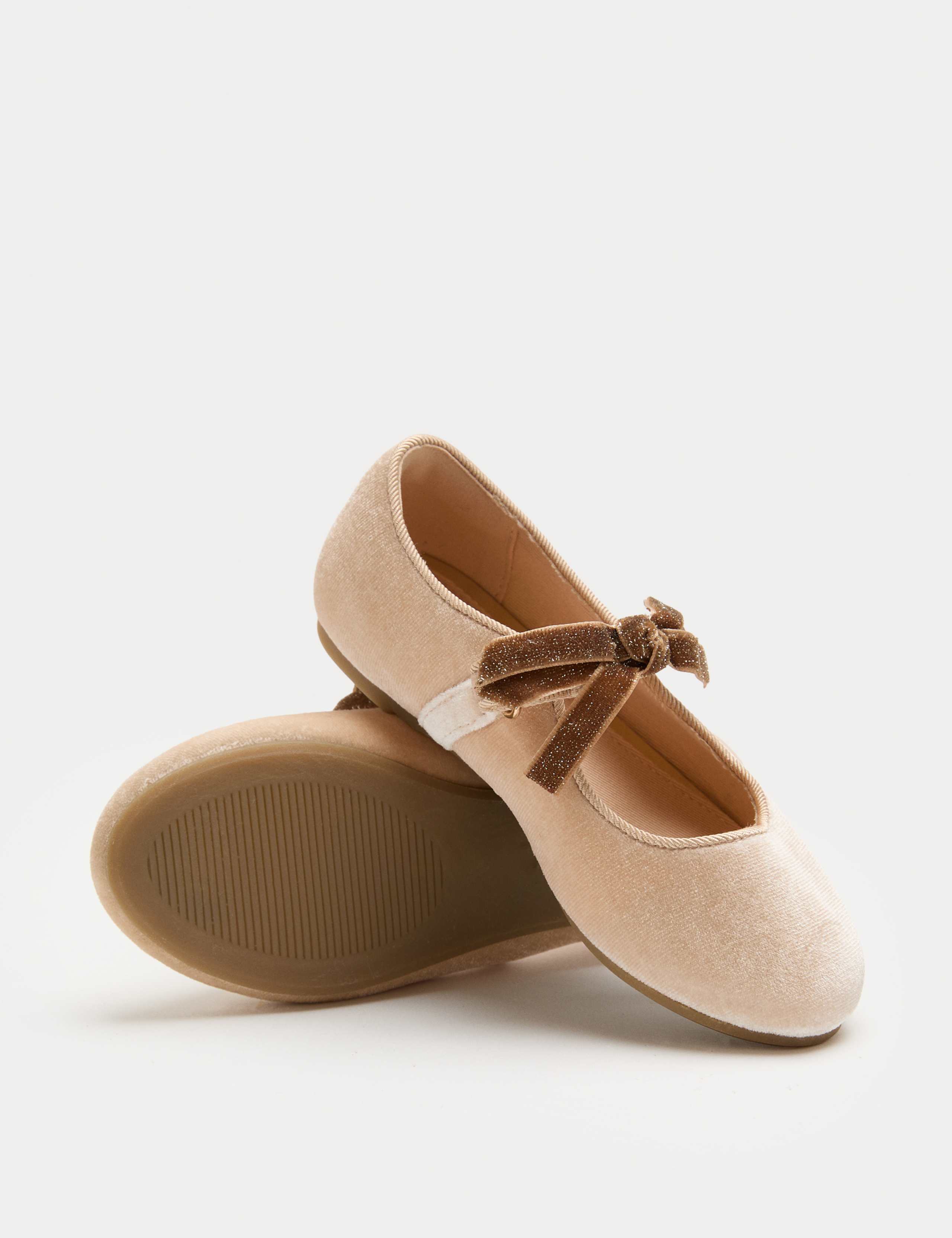 Kids' Velvet Bow Ballet Pumps (4 Small - 2 Large) 1 of 3