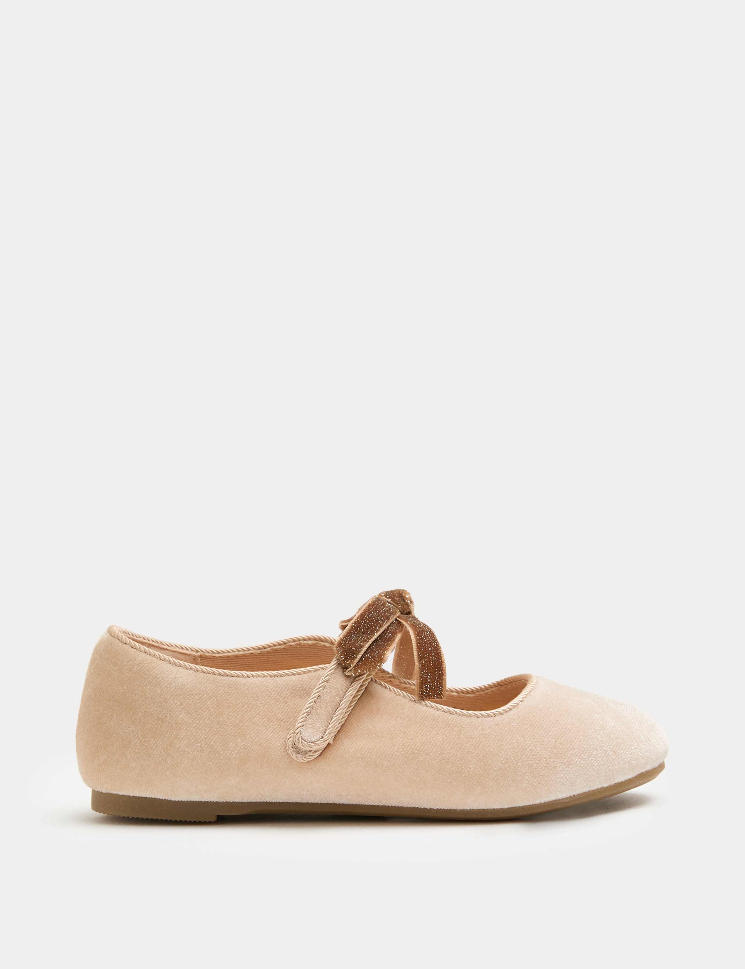 Kids' Velvet Bow Ballet Pumps (4 Small - 2 Large) 2 of 3