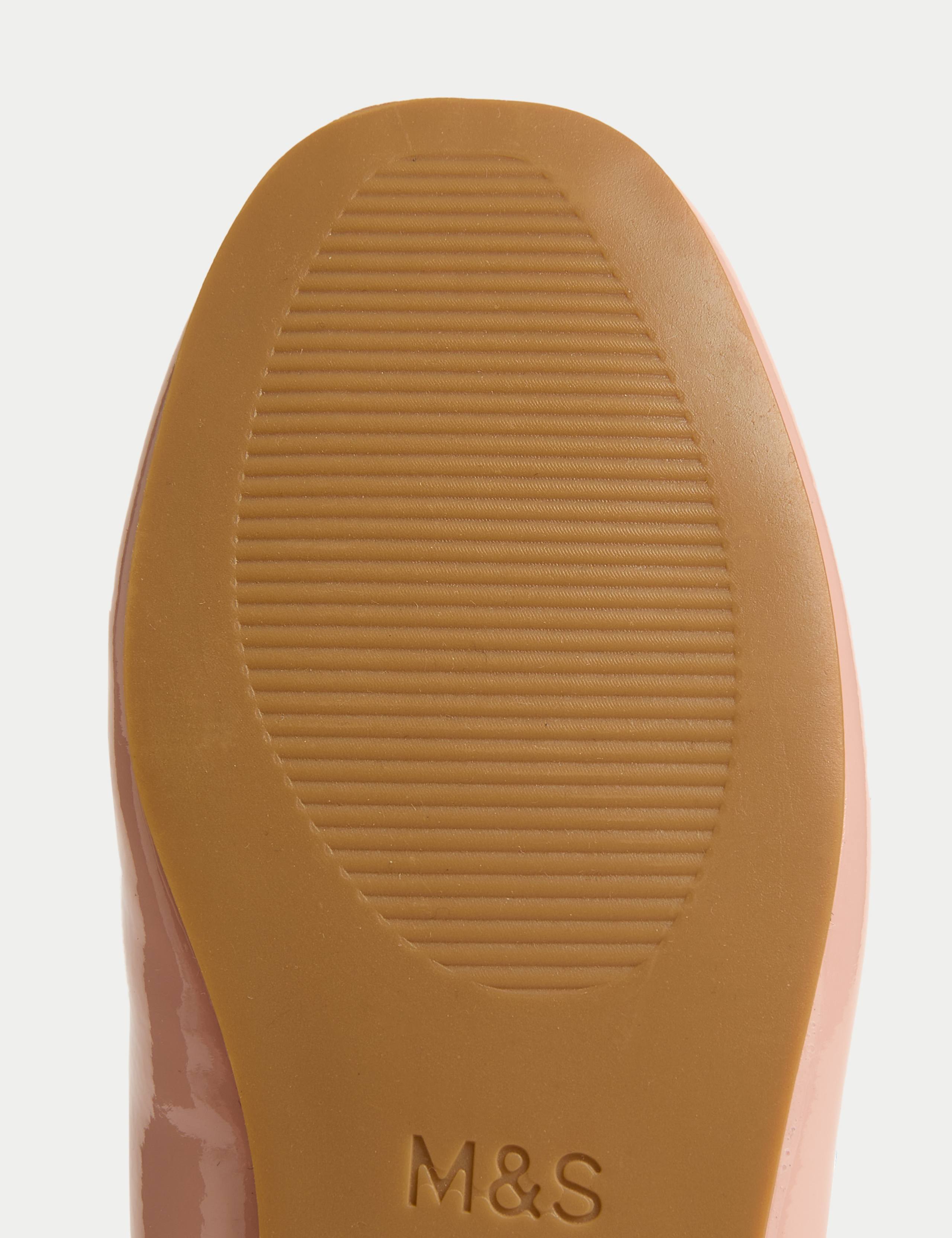 Kids' Patent Scallop Trim Ballet Pumps (4 Small - 2 Large) 4 of 4