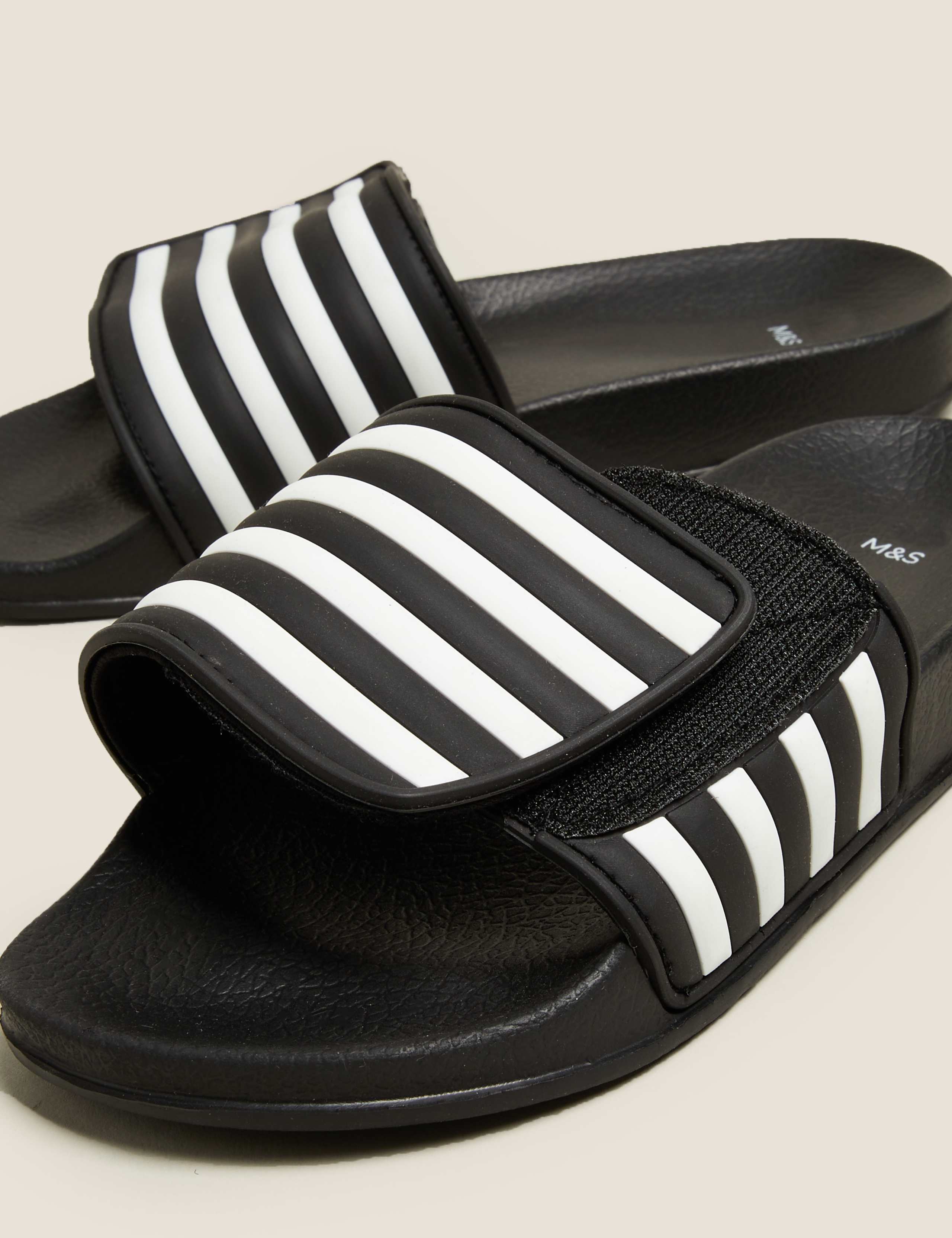Kids' Striped Riptape Sliders (13 Small - 7 Large) 3 of 5
