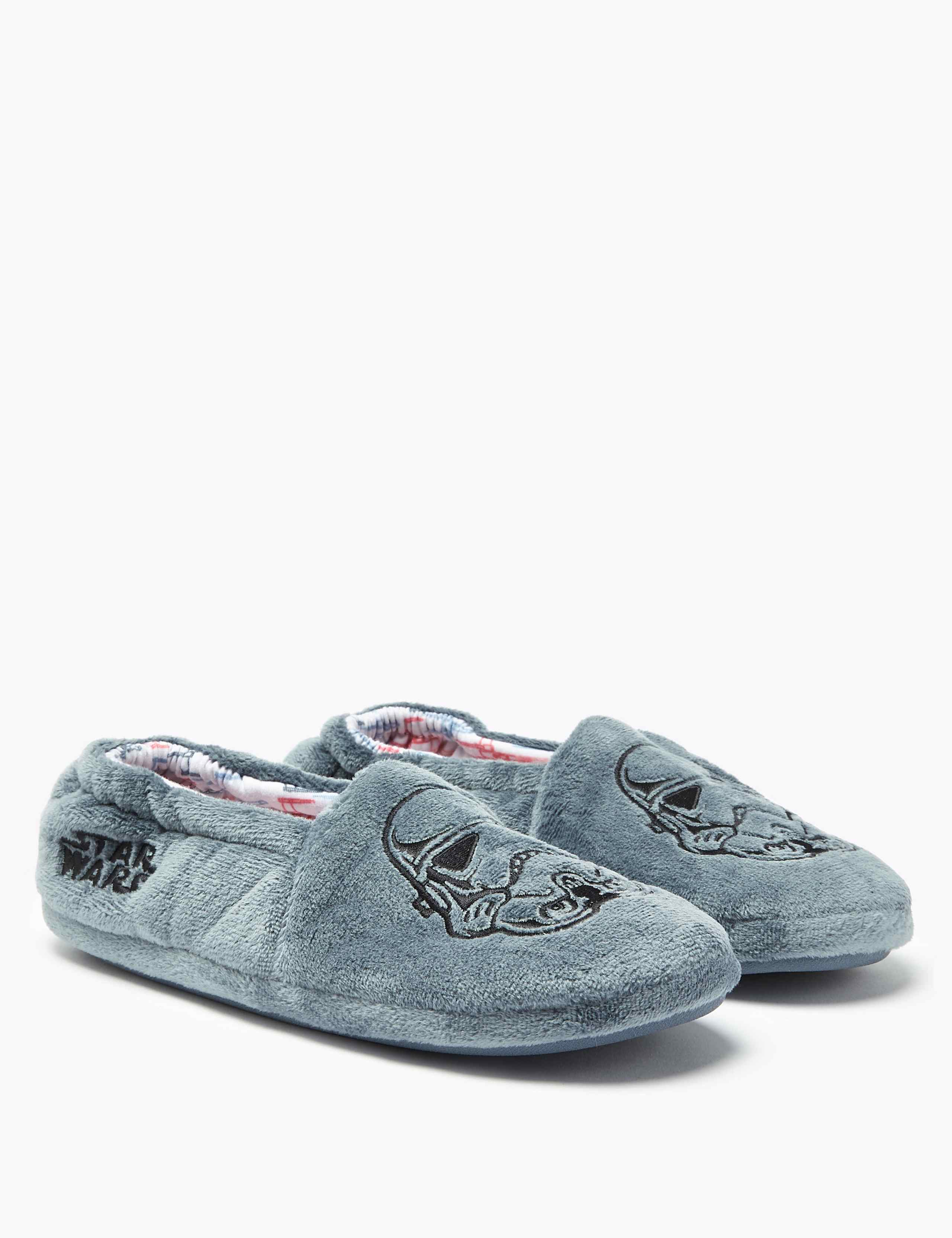 Kids’ Star Wars™ Slippers (13 Small - 7 Large) 1 of 5