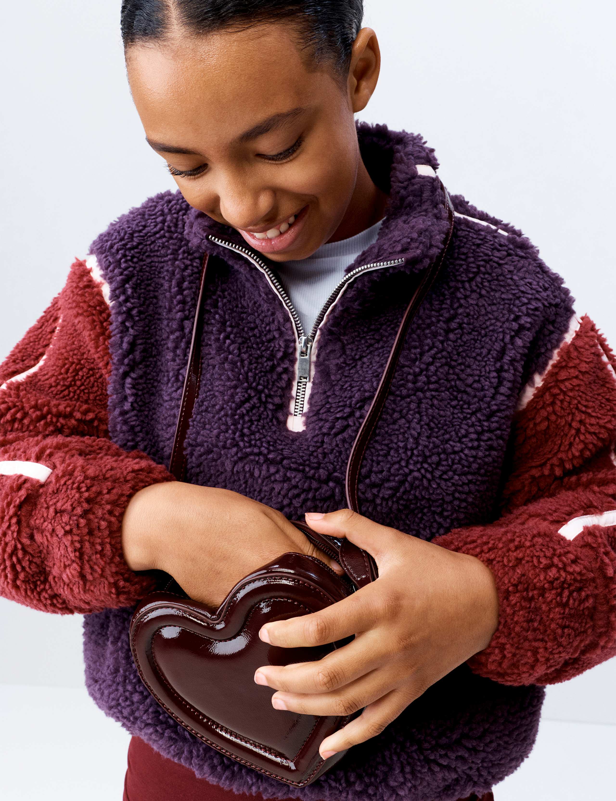 Kids' Heart Crossbody Bag 4 of 4