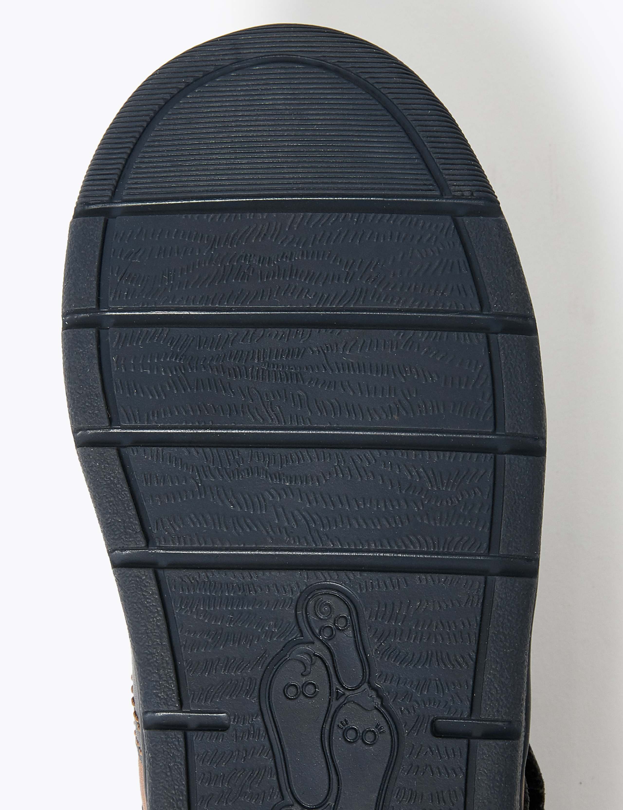 Kids' Leather Freshfeet™ Riptape Trainers (5 Small - 12 Small) 5 of 5