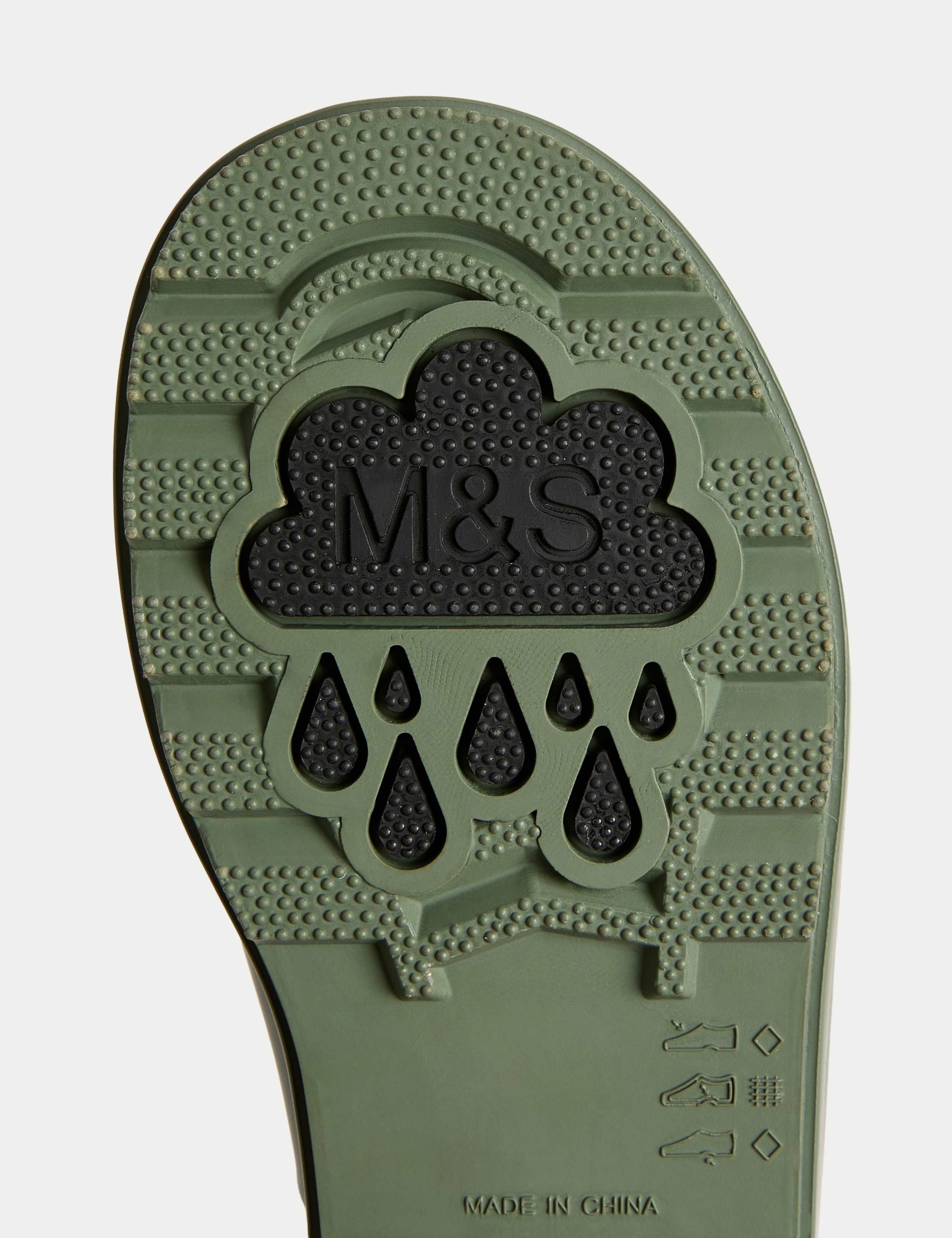 Kids Wellies (4 Small - 6 Large) 3 of 3