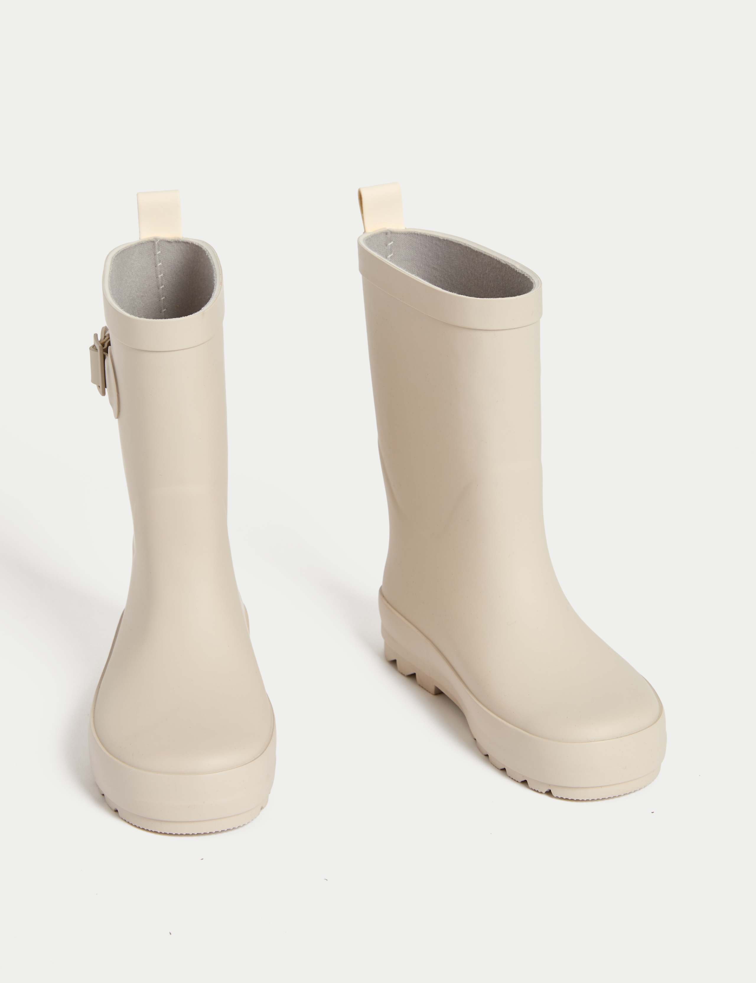 Kids Wellies (4 Small - 6 Large) 2 of 4