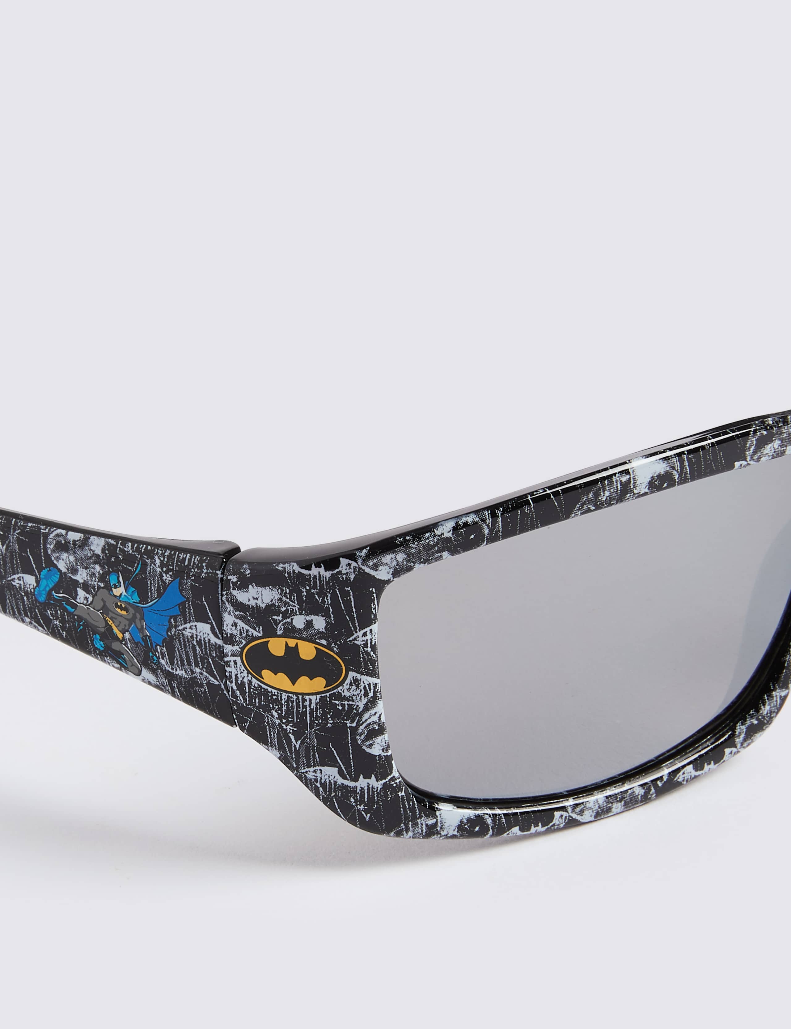 Kids' Batman™ Sunglasses (7-10 Years) 2 of 2