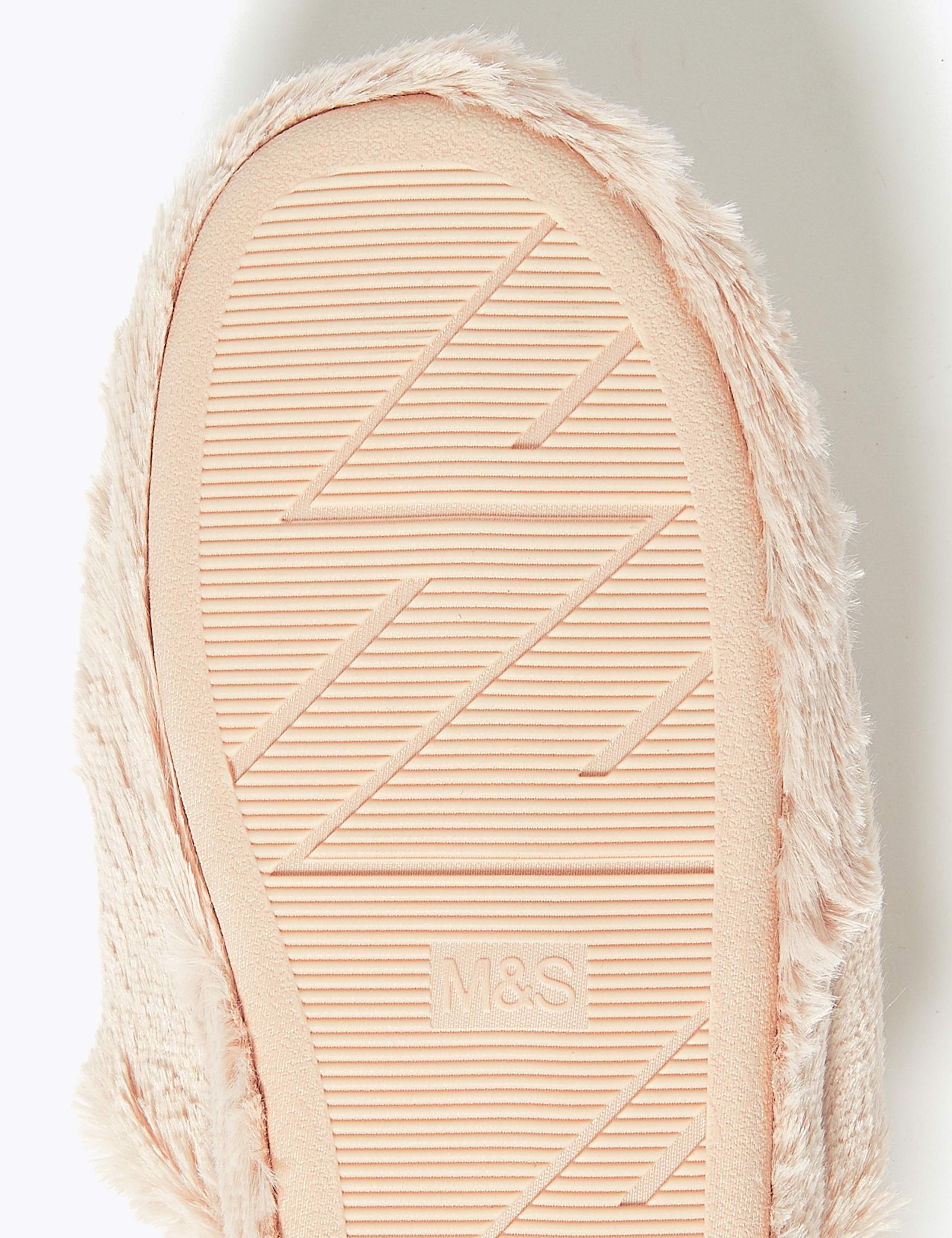 Kids' Bunny Slippers (13 Small – 6 Large) 5 of 5