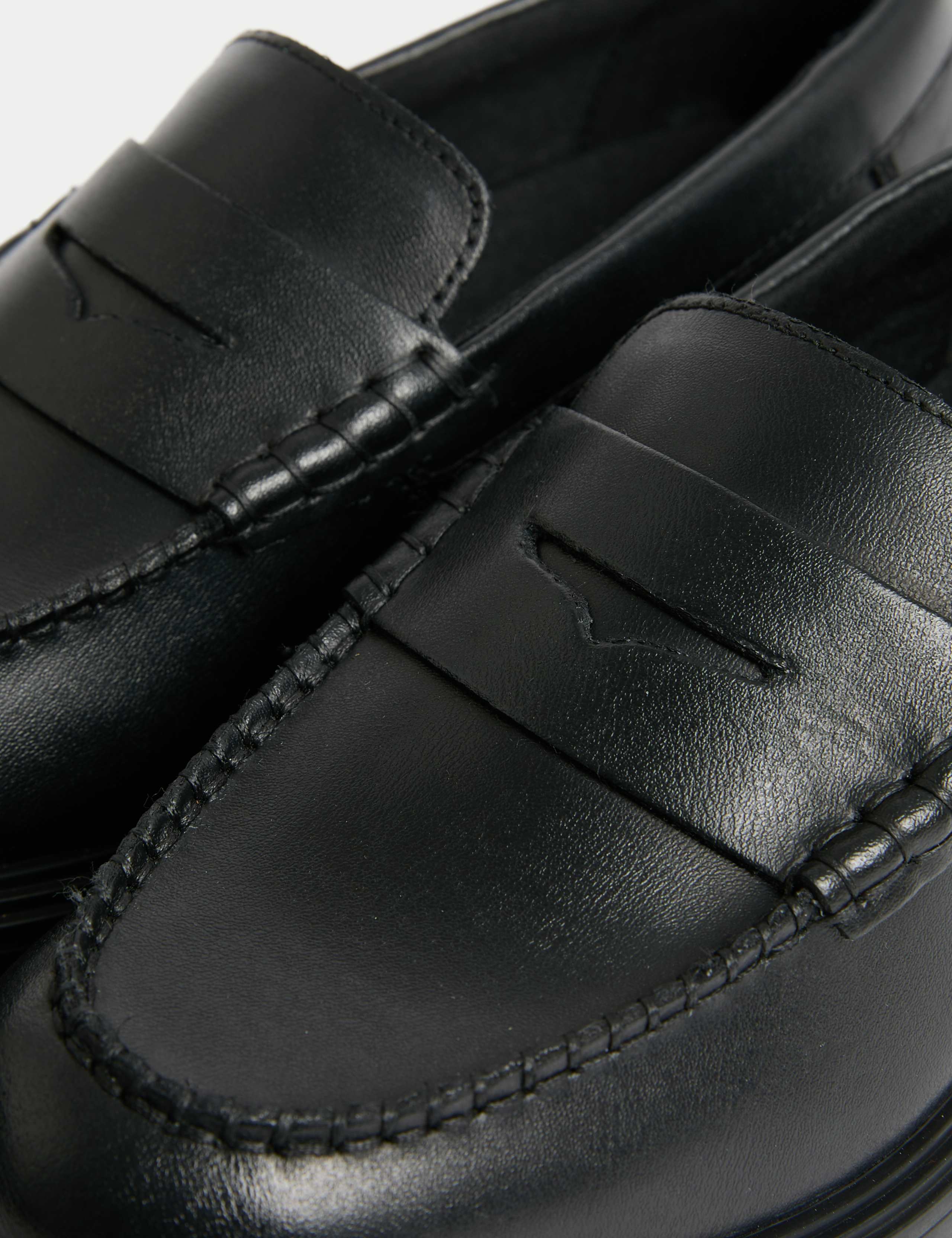Kids' Leather Freshfeet™ Loafer School Shoes 3 of 4