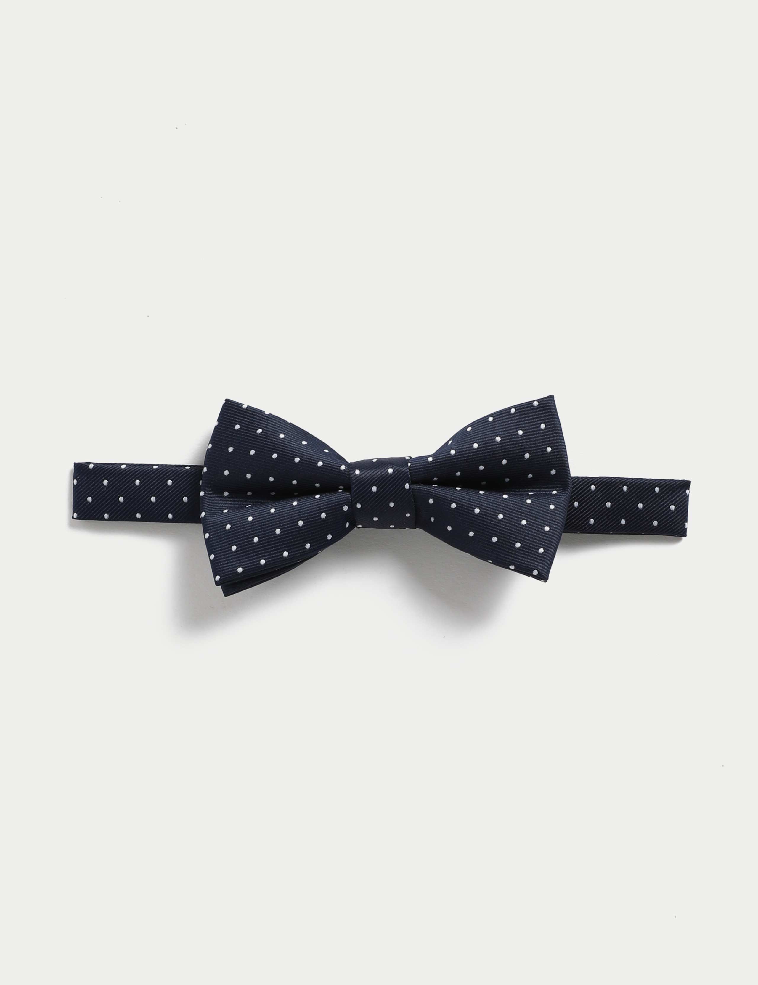 Kids' Spotty Bow Tie 2 of 2