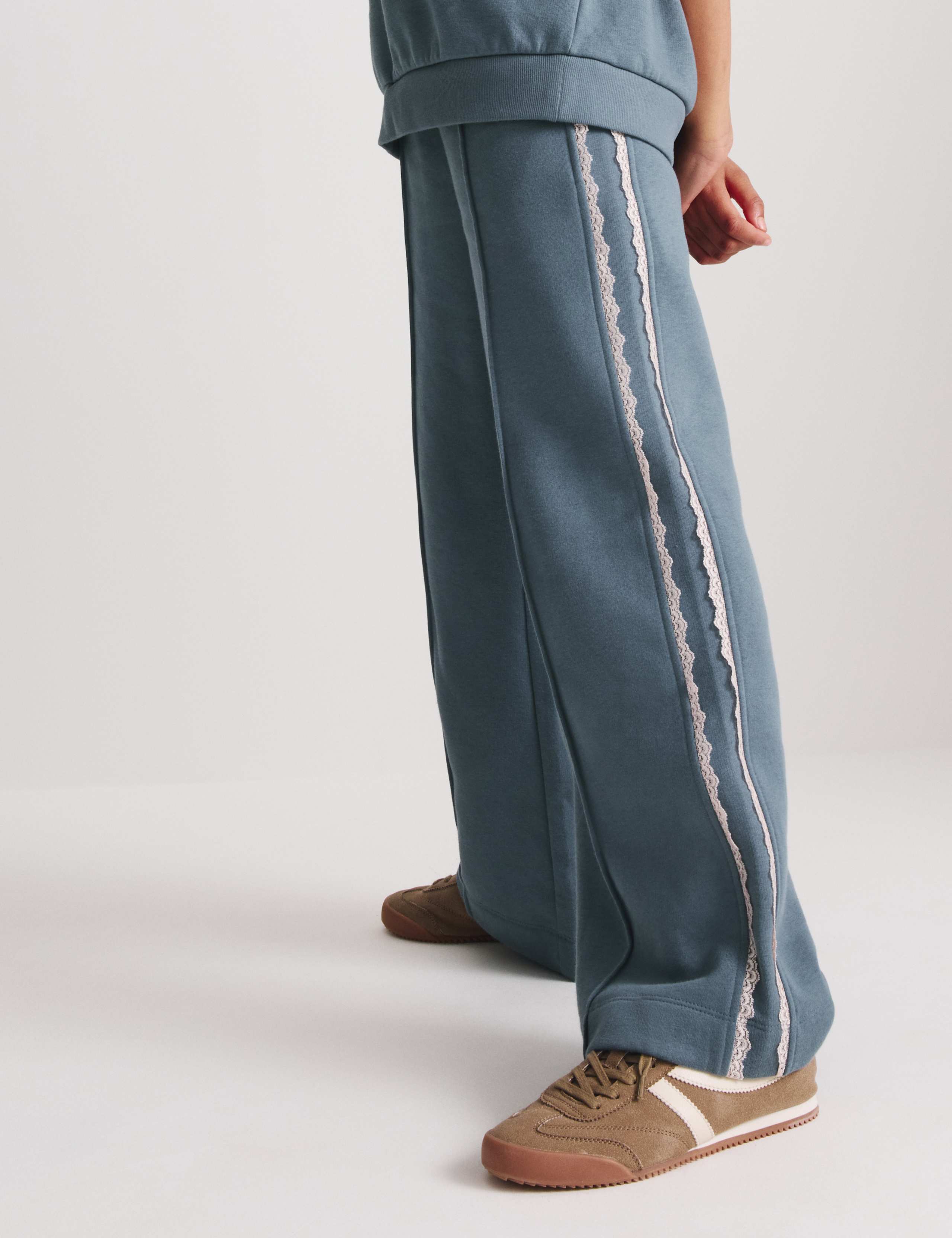 2pc Cotton Rich Sweatshirt and Joggers Set (6-16 Yrs) 3 of 6