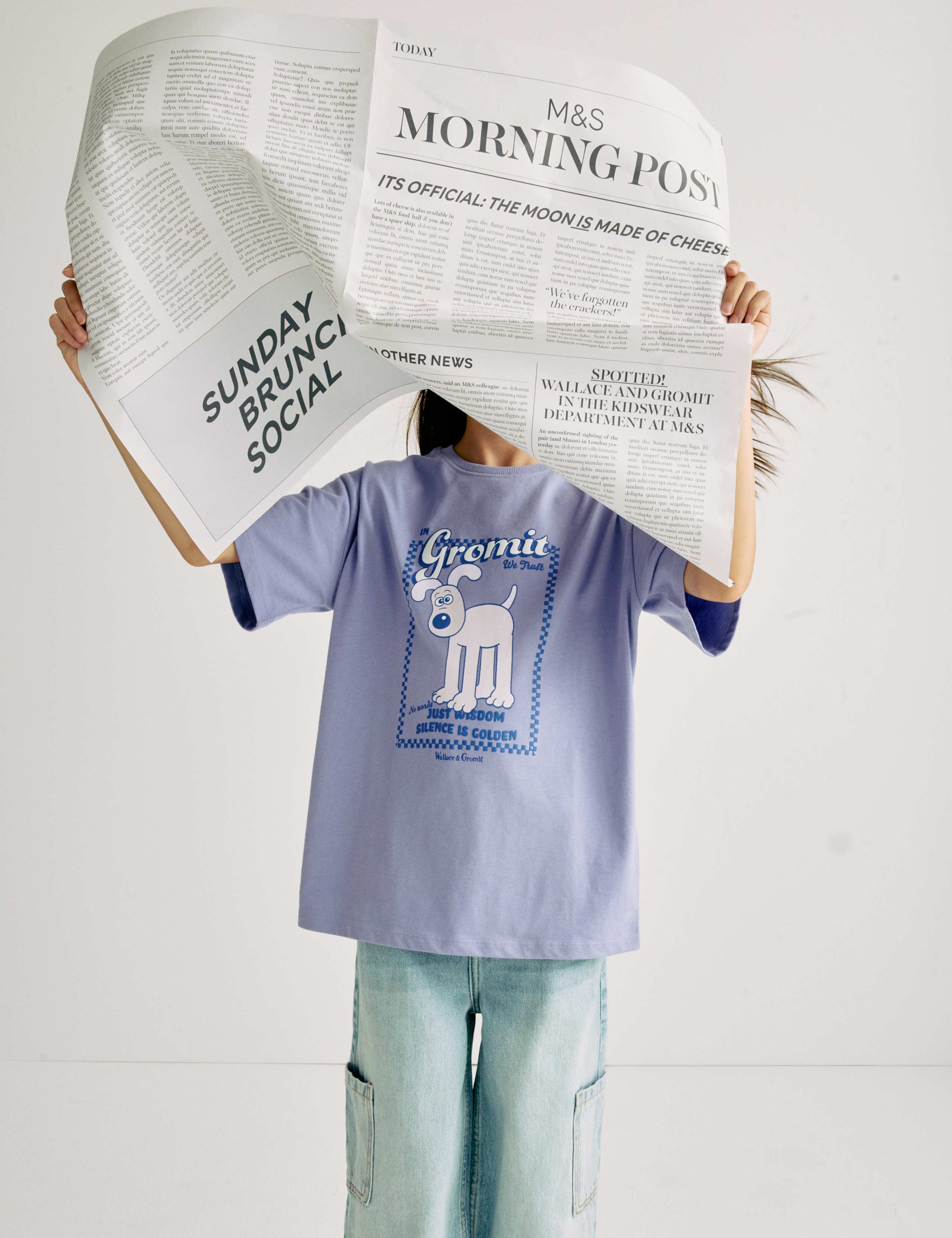 Pure Cotton Wallace & Gromit™ T-Shirt (6-16 Yrs) 4 of 8