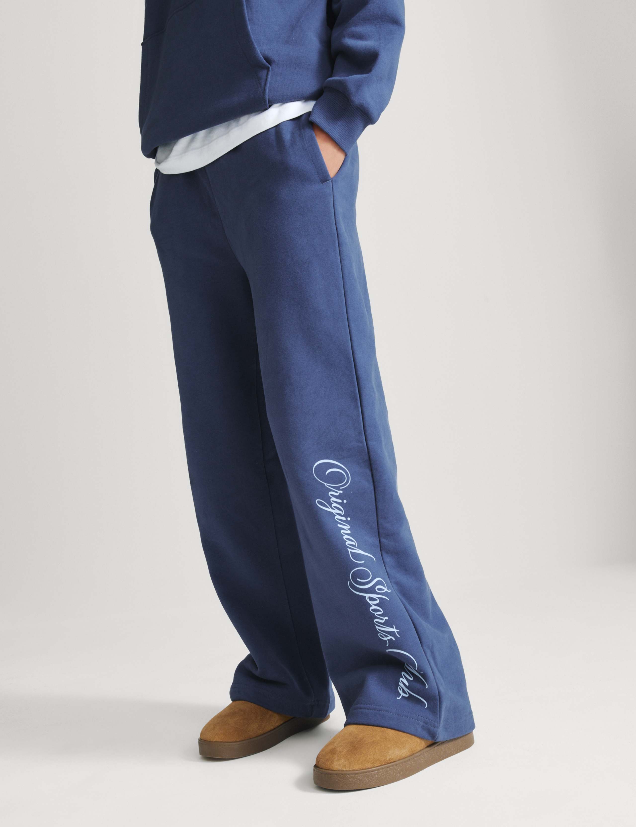 2 Piece Cotton Rich Hoodie and Joggers Set (6-16 Yrs) 4 of 7