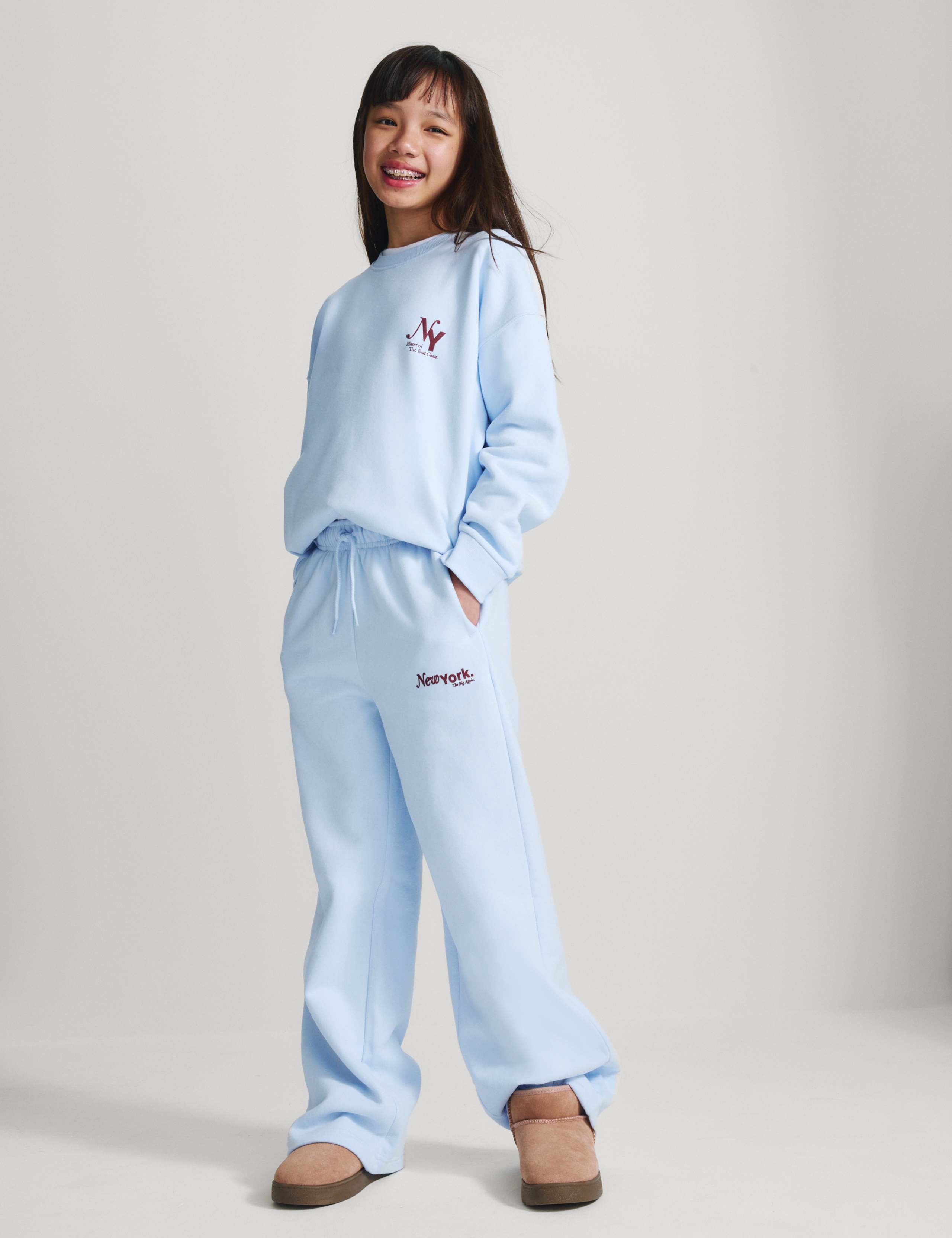2 Piece NY Sweatshirt and Joggers Set (6-16 Yrs) 5 of 8