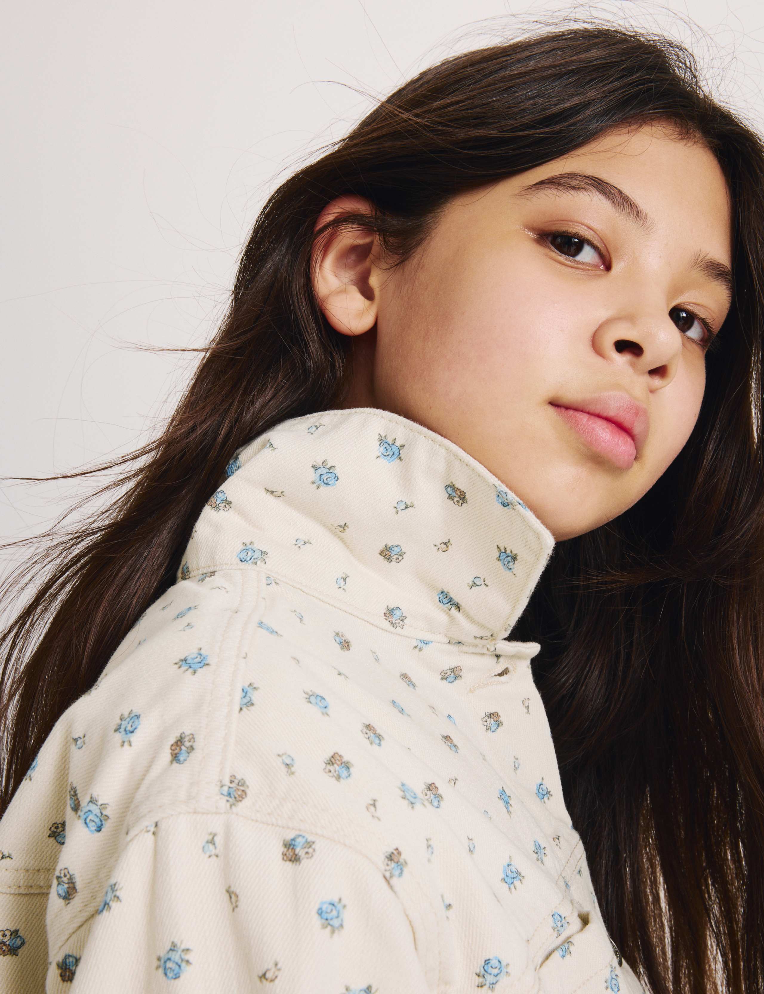 Pure Cotton Denim Ditsy Floral Jacket (2-16 Yrs) 3 of 6